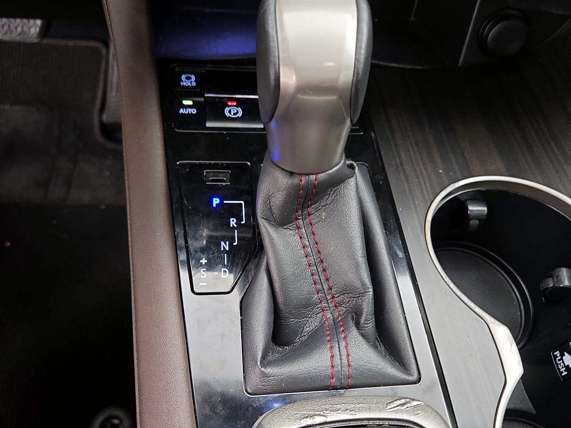 Thumbnail: 2016 Lexus RX - 18