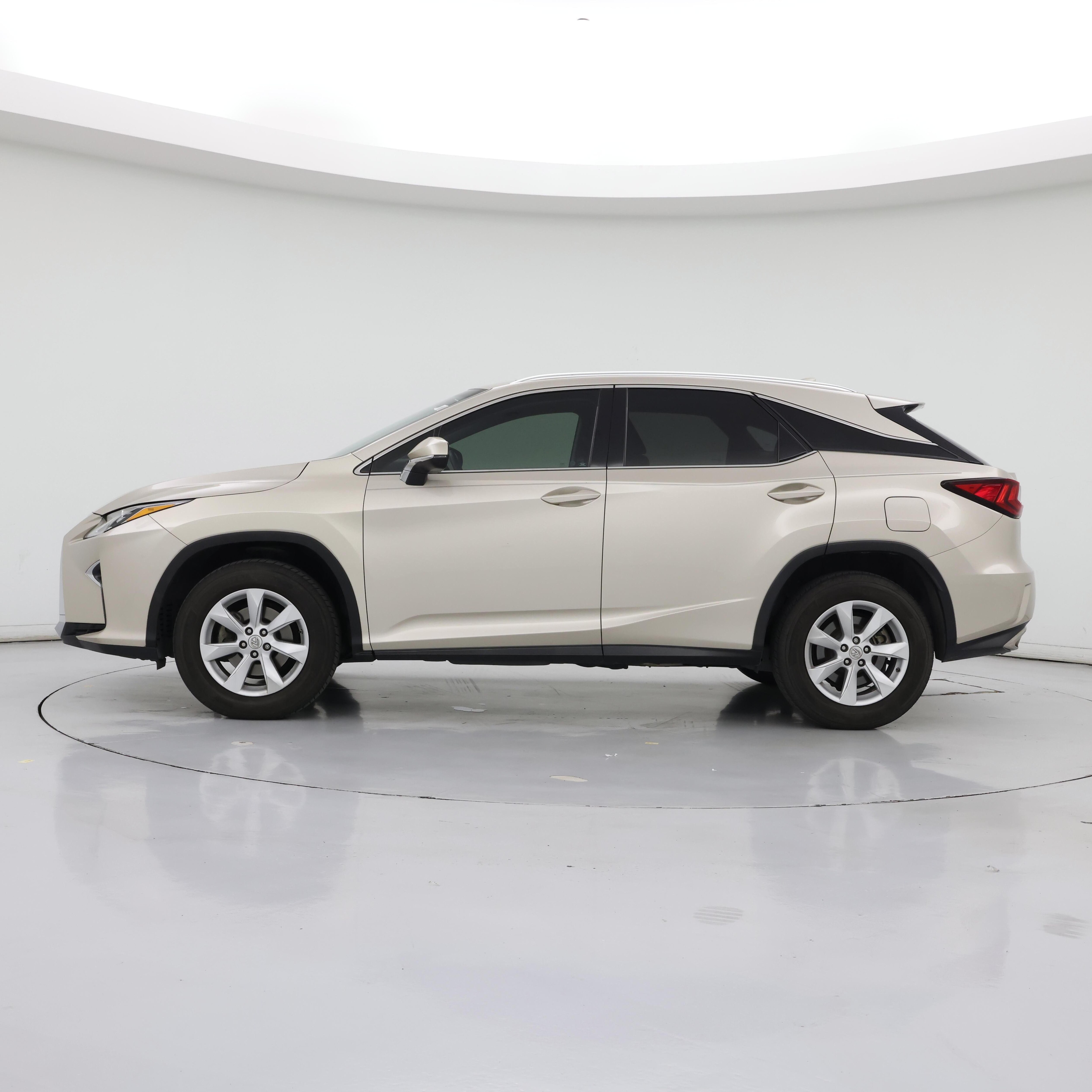 Thumbnail: 2016 Lexus RX - 3