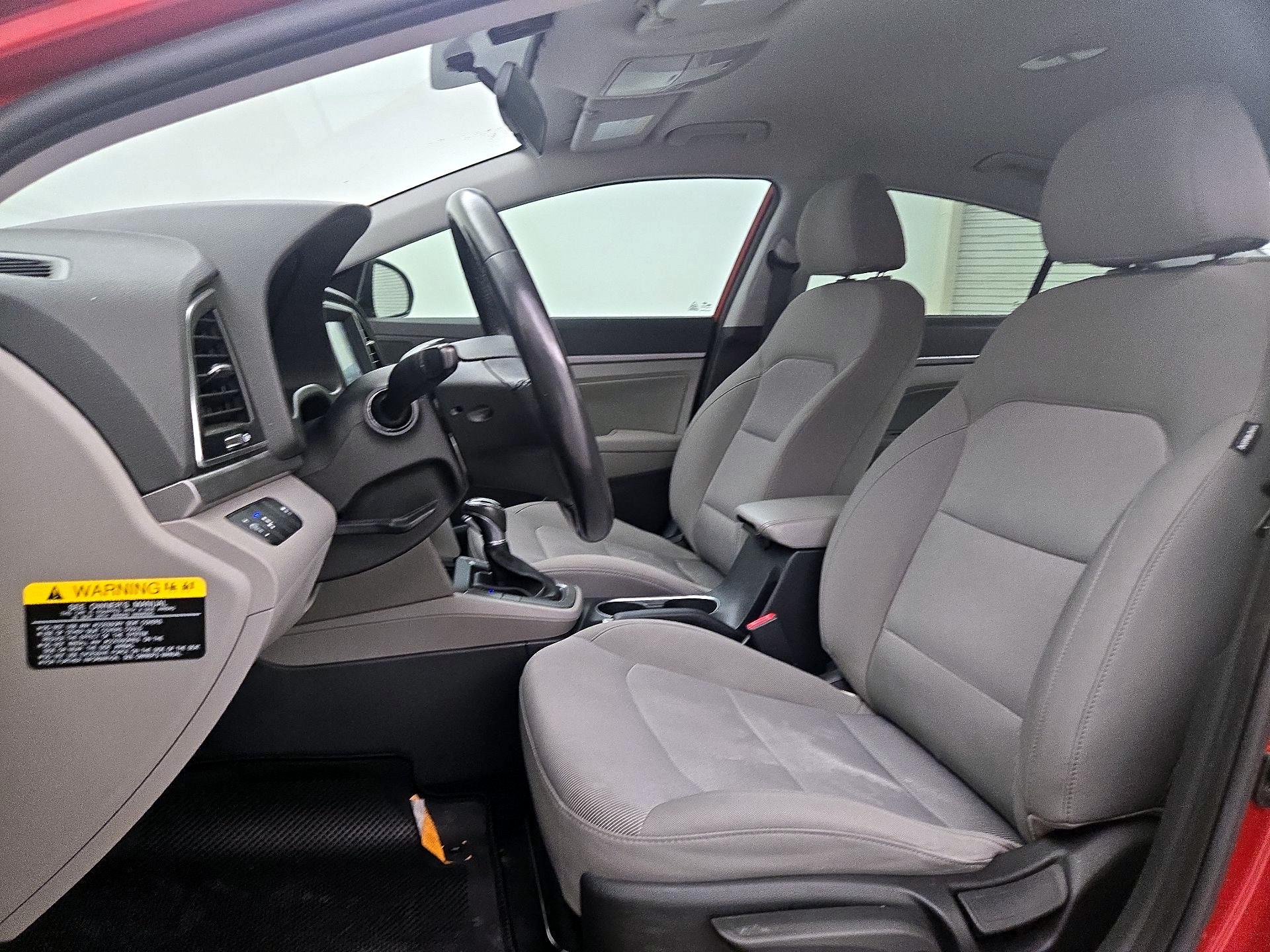 Thumbnail: 2017 Hyundai Elantra - 11