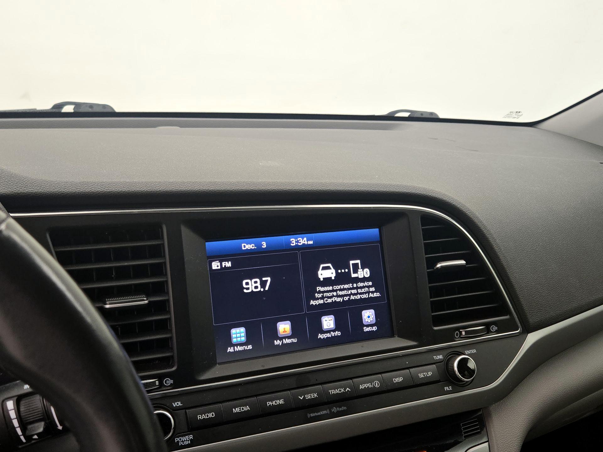 Thumbnail: 2017 Hyundai Elantra - 15