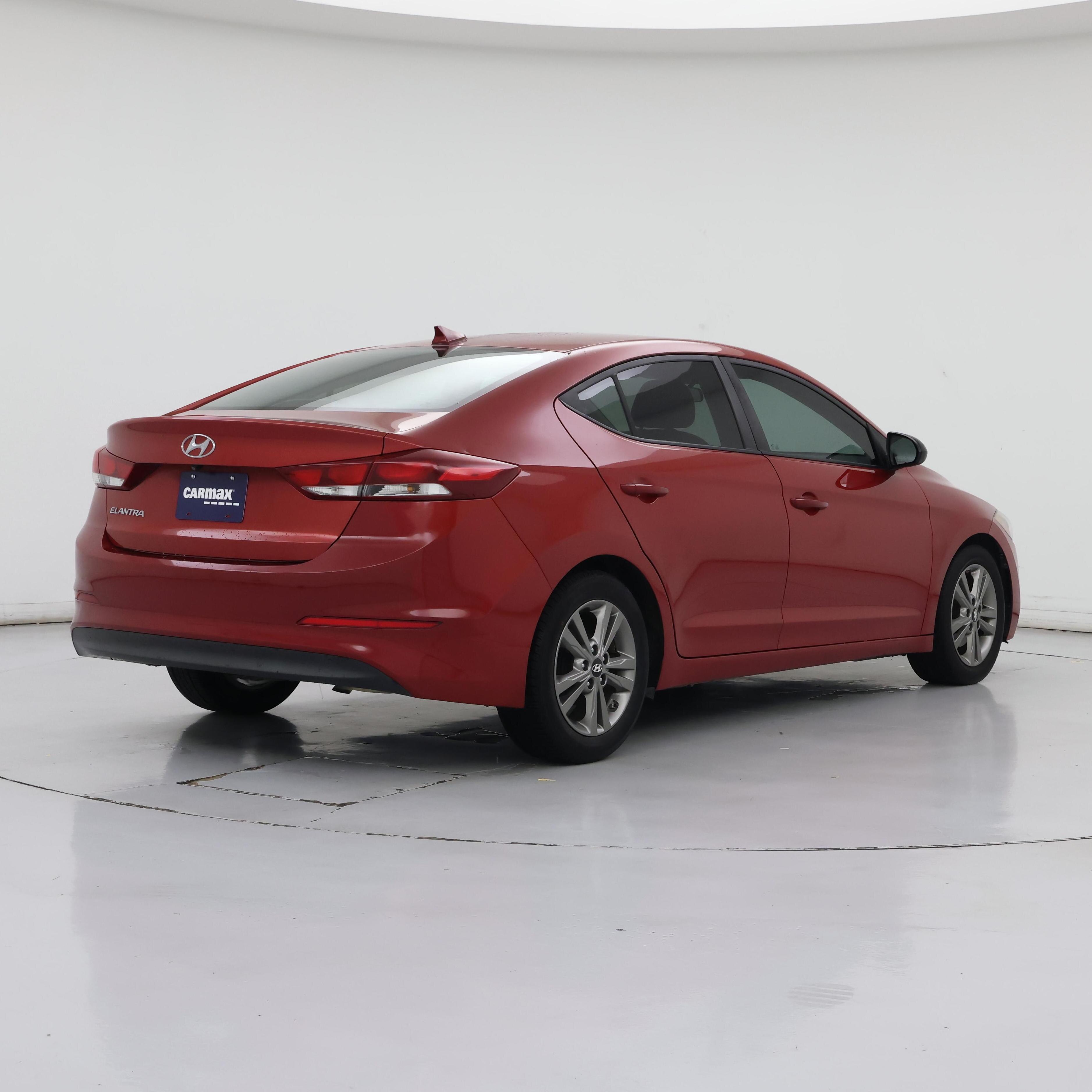 Thumbnail: 2017 Hyundai Elantra - 8