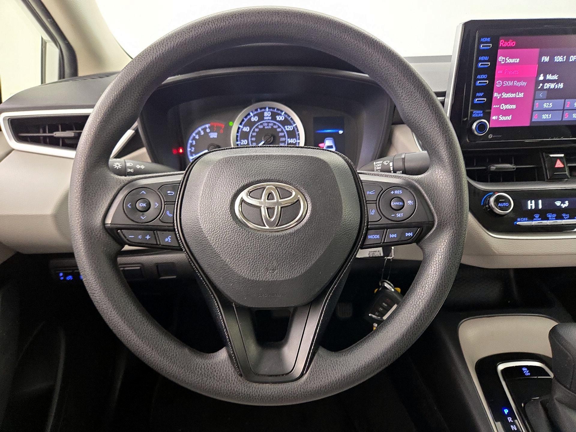 Thumbnail: 2021 Toyota Corolla - 10