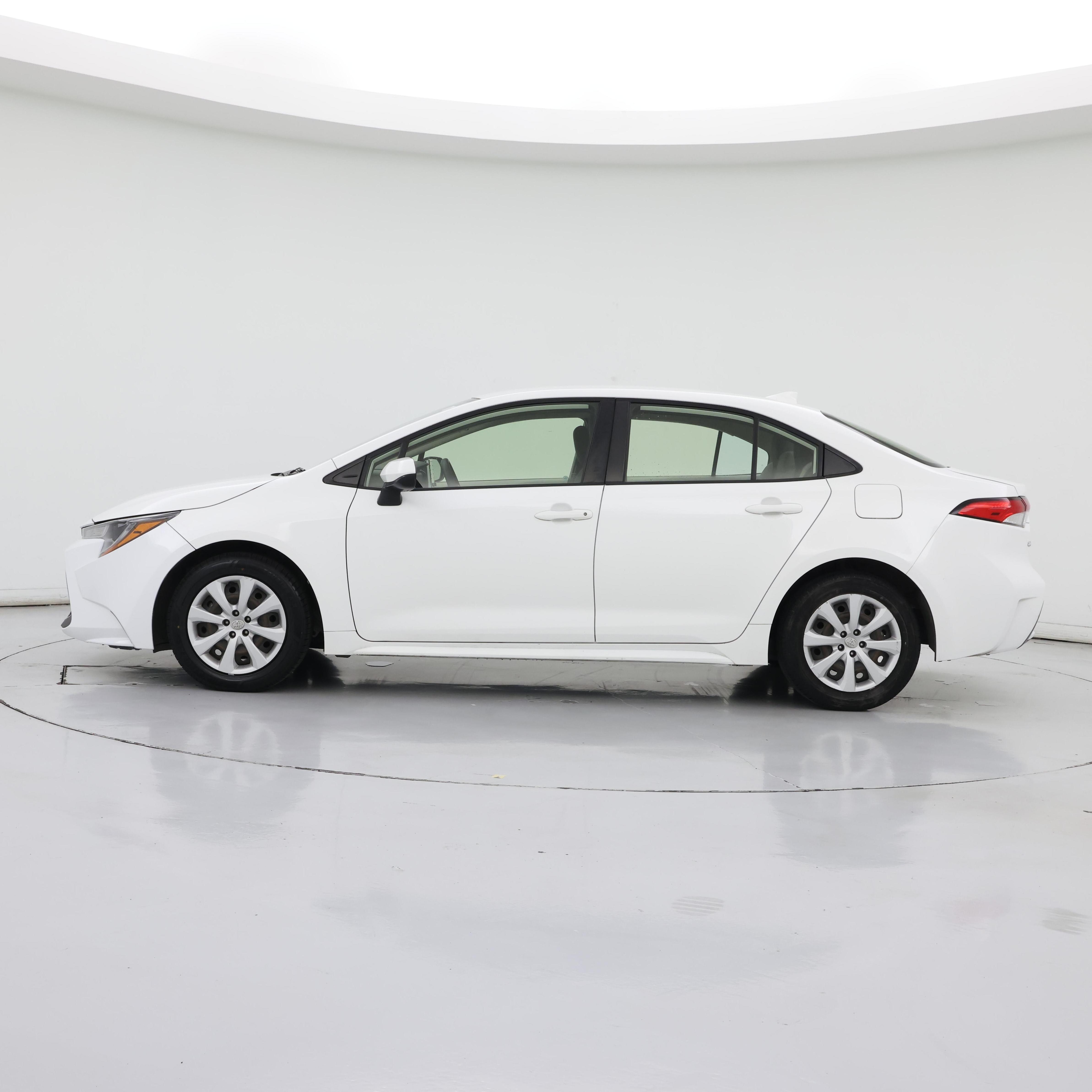 Thumbnail: 2021 Toyota Corolla - 3