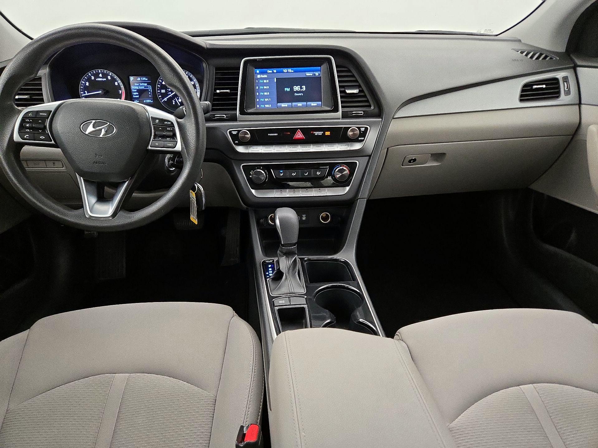 Thumbnail: 2019 Hyundai Sonata - 9