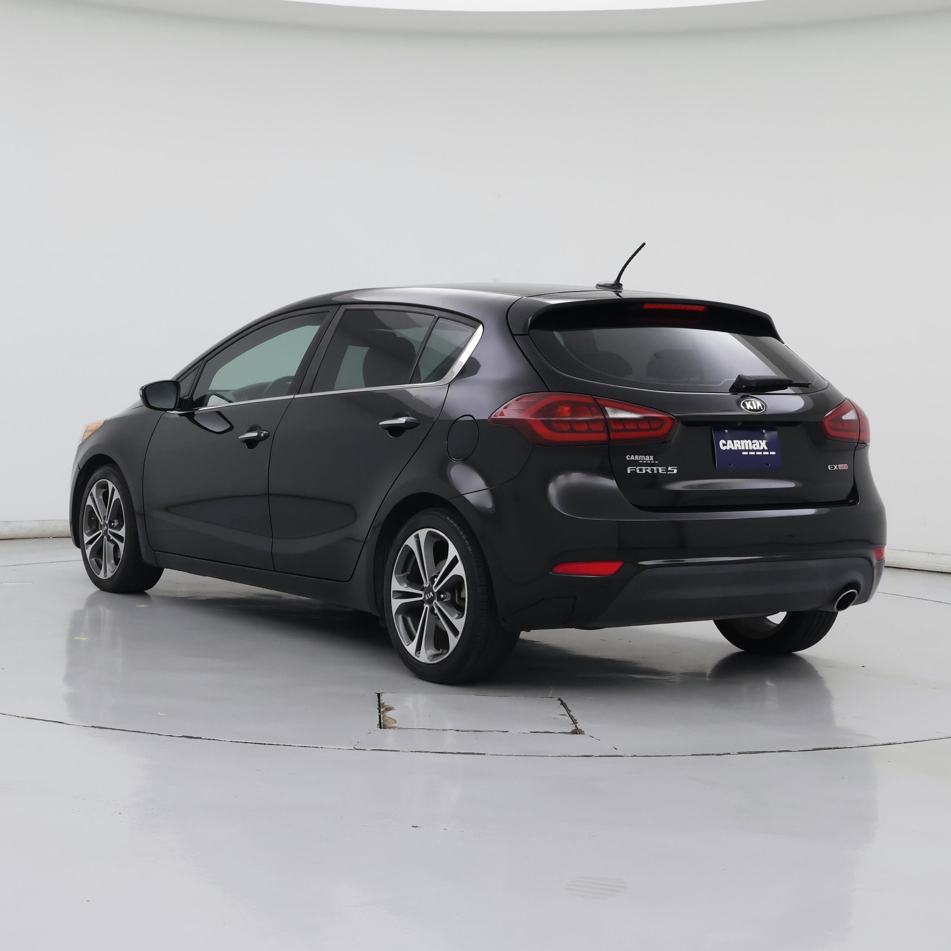 Thumbnail: 2016 Kia Forte - 2