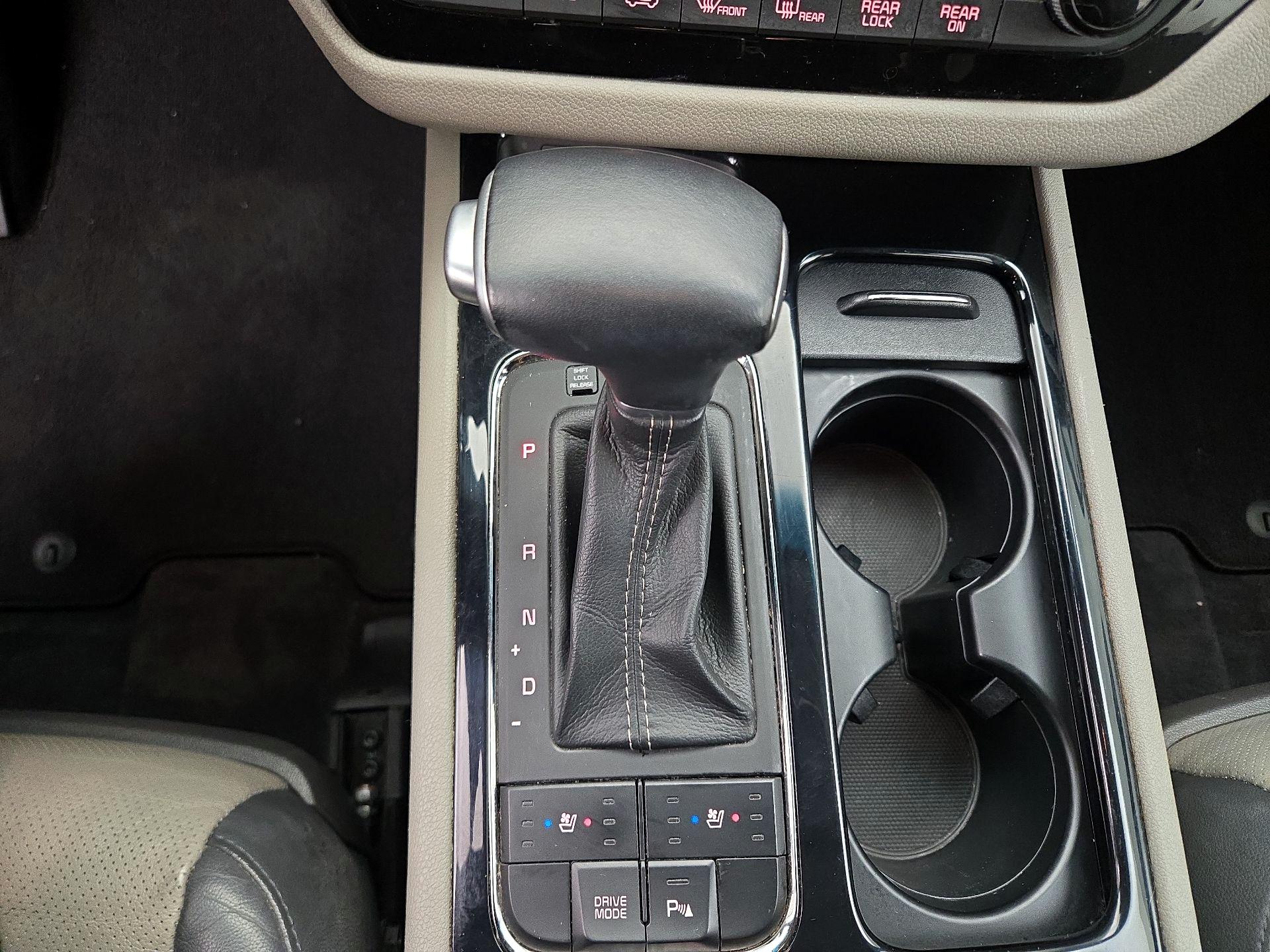 Thumbnail: 2017 Kia Sedona - 18