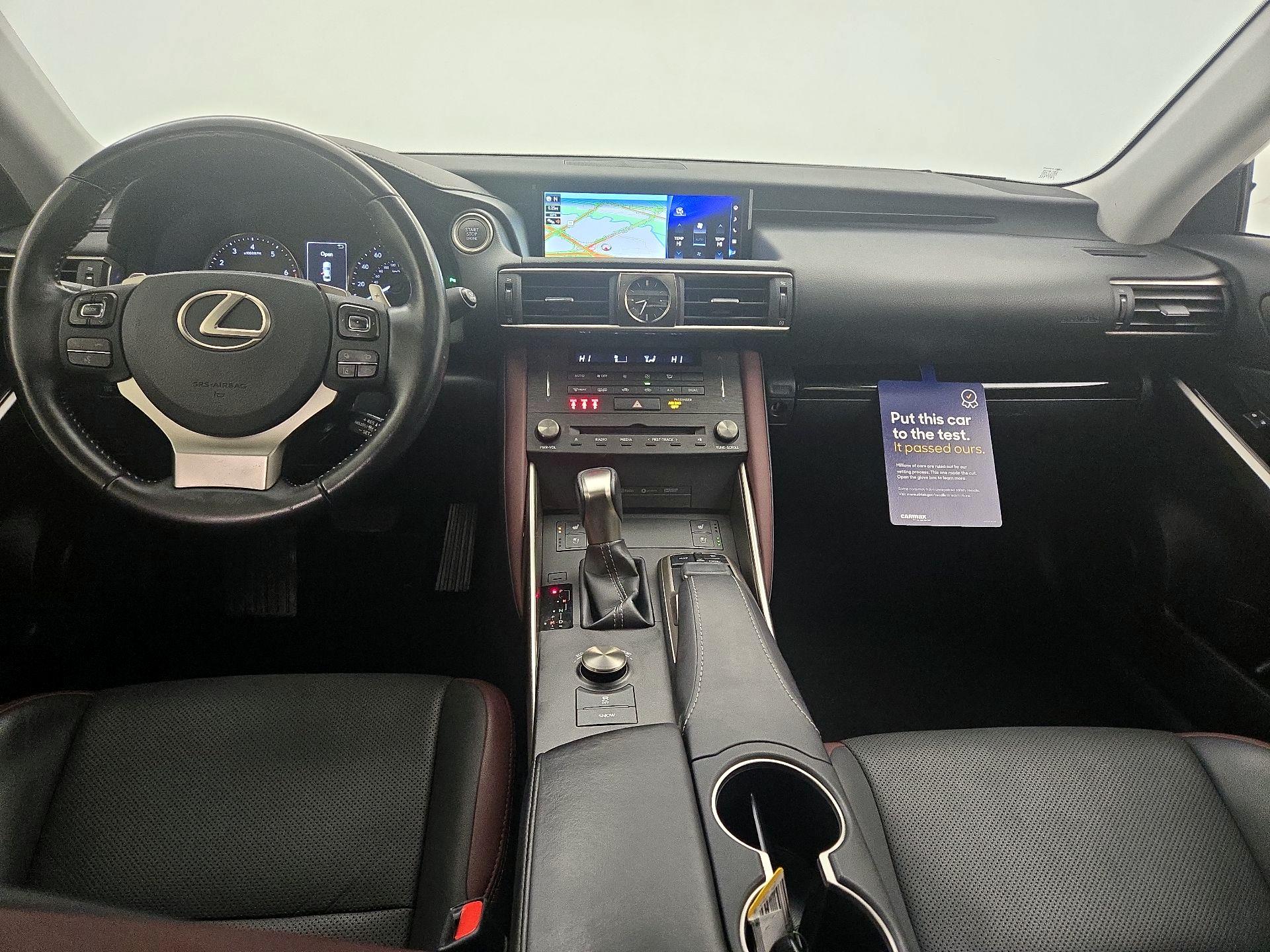 Thumbnail: 2020 Lexus IS - 9