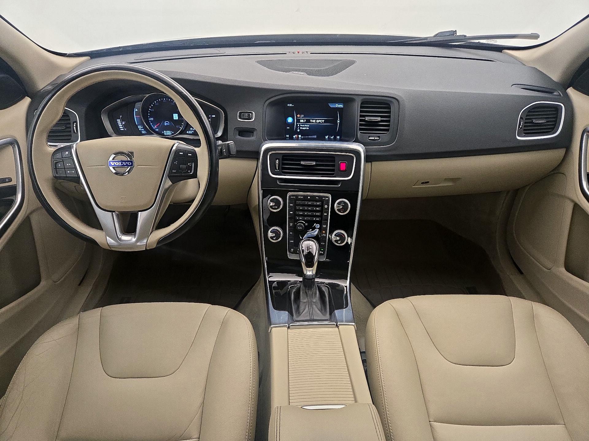 Thumbnail: 2015 Volvo S60 - 9