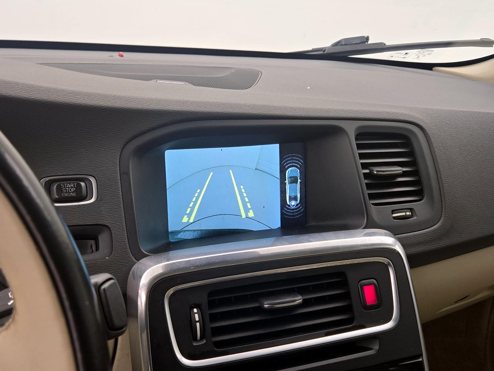 Thumbnail: 2015 Volvo S60 - 14