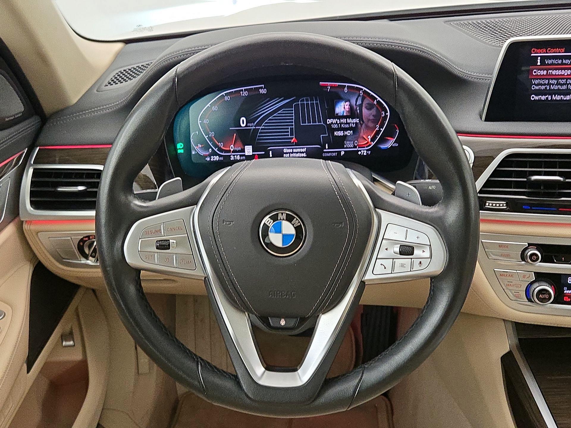 Thumbnail: 2021 BMW 7 Series - 10