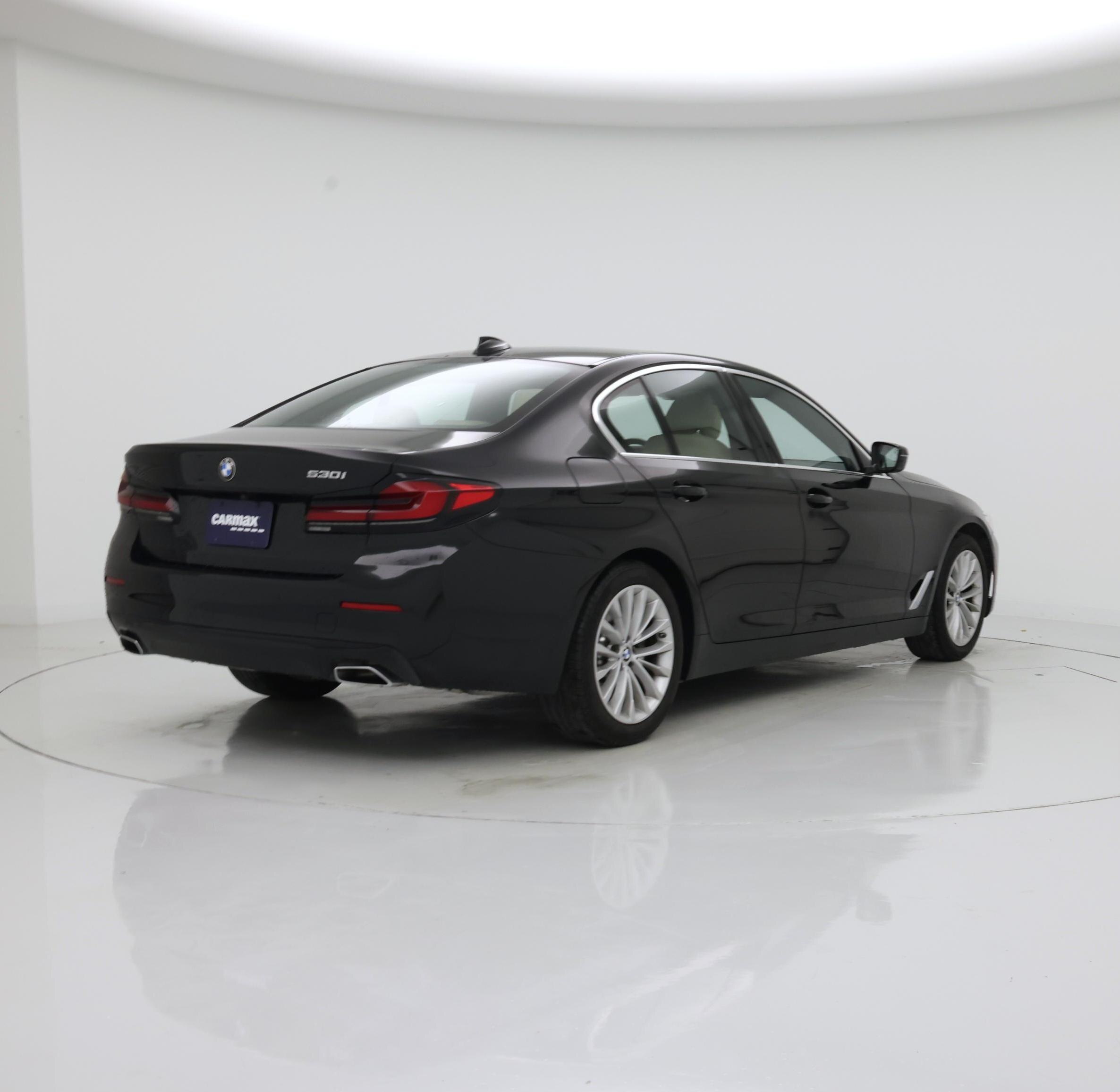 Thumbnail: 2023 BMW 5 Series - 8