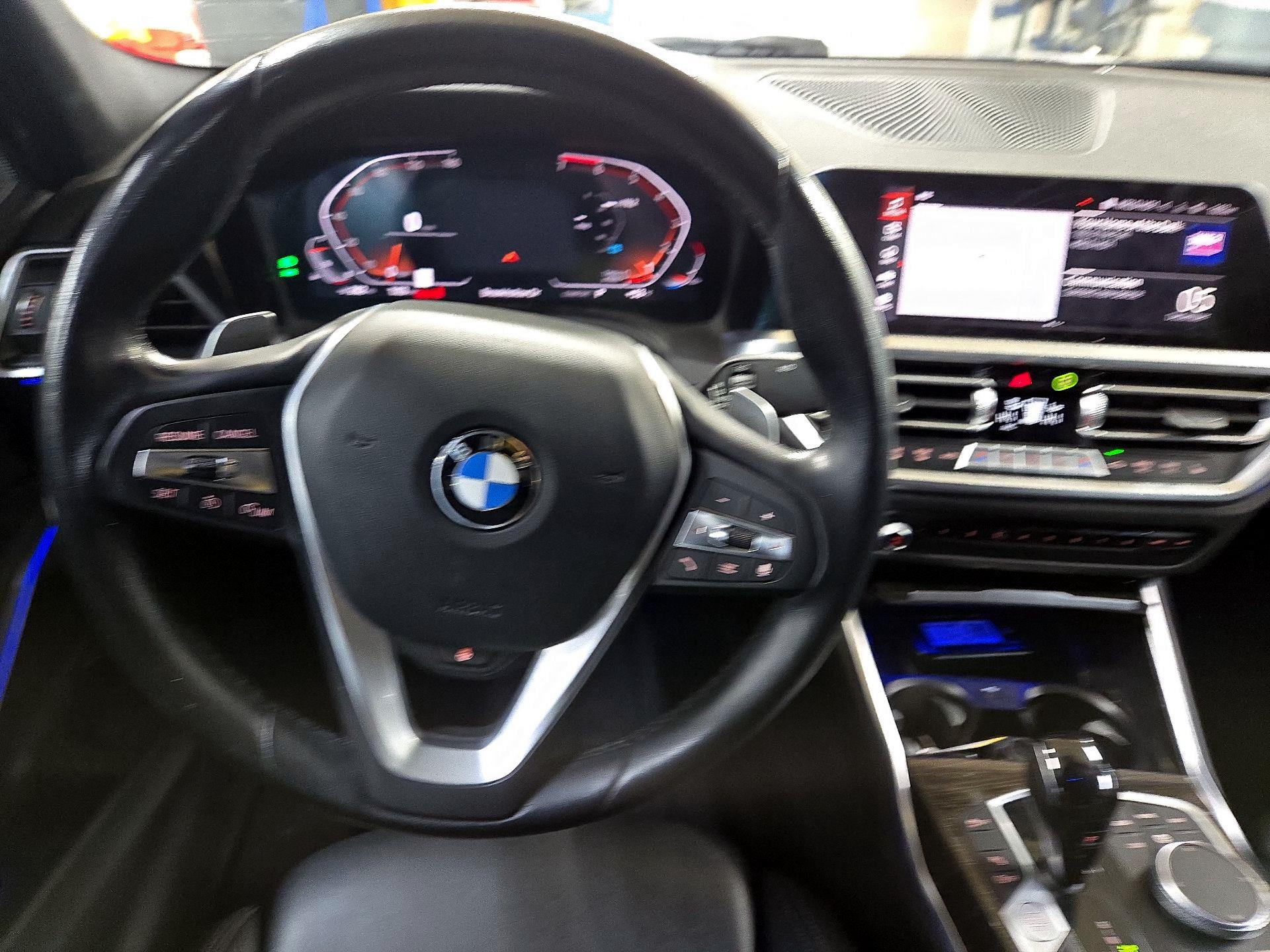 Thumbnail: 2022 BMW 3 Series - 10