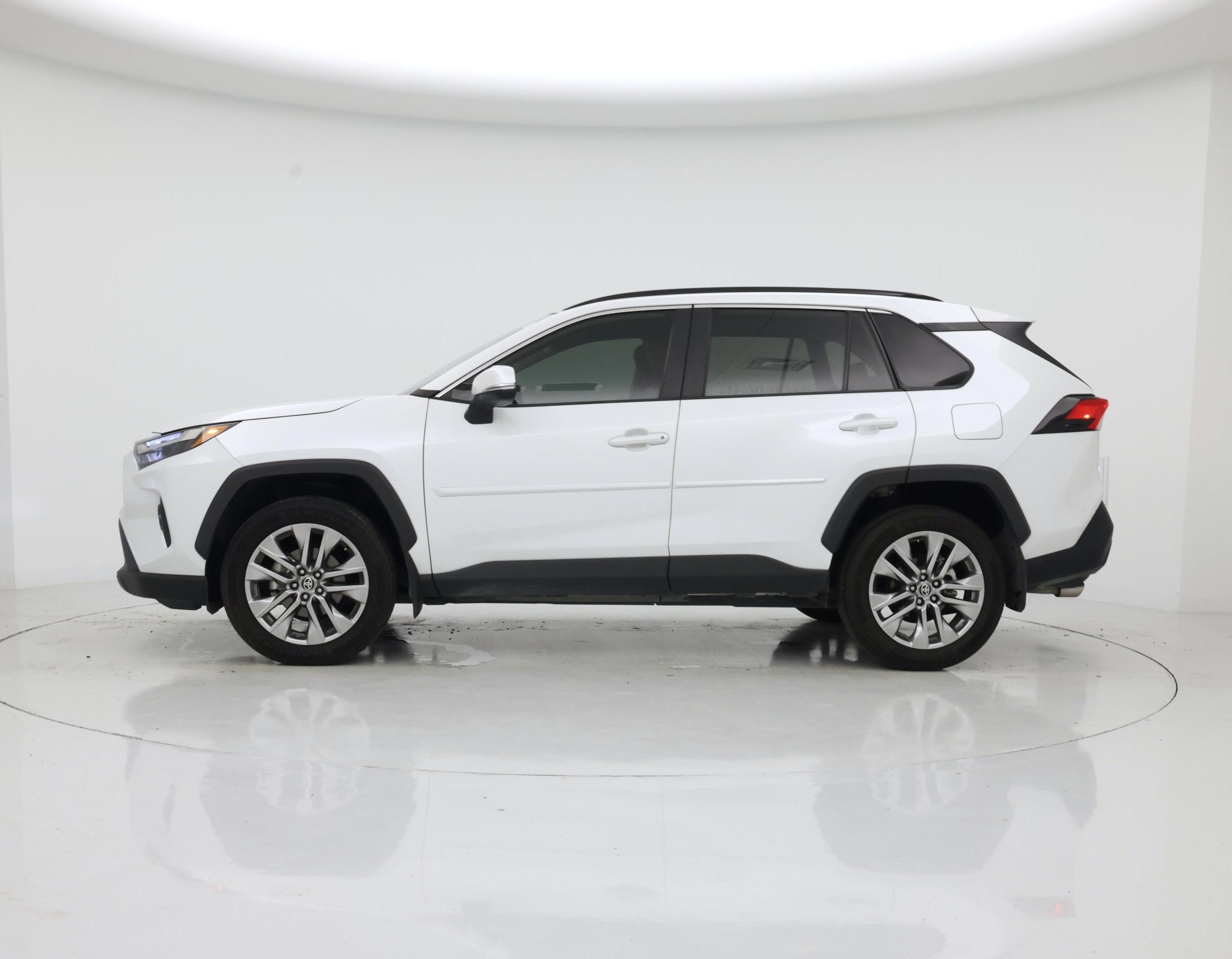 Thumbnail: 2023 Toyota RAV4 - 3