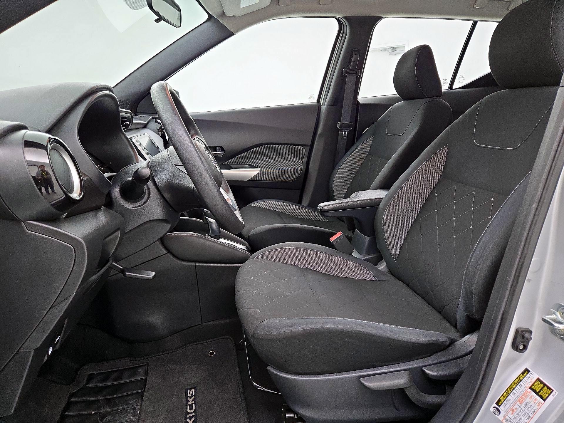 Thumbnail: 2020 Nissan Kicks - 11