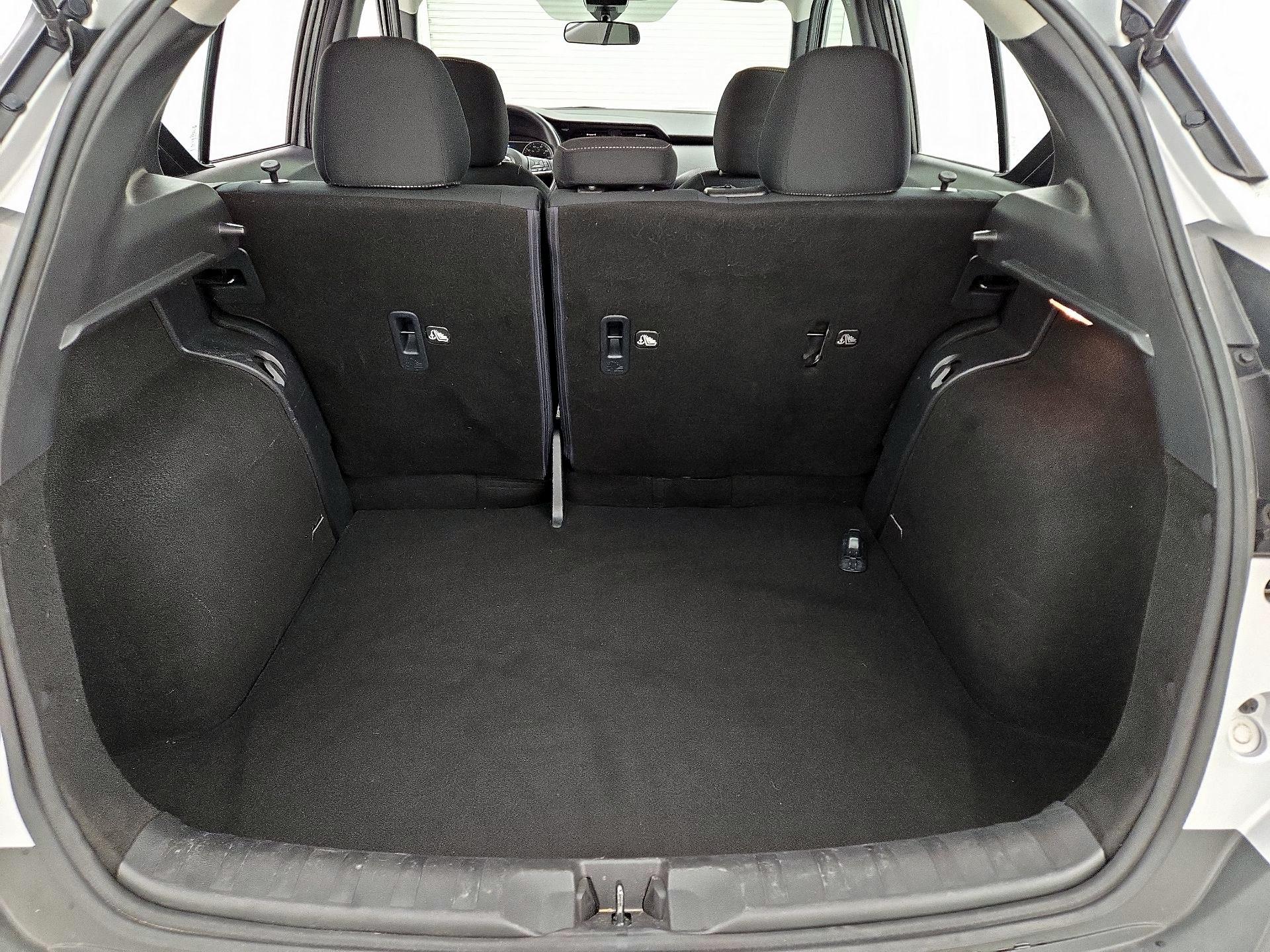 Thumbnail: 2020 Nissan Kicks - 19