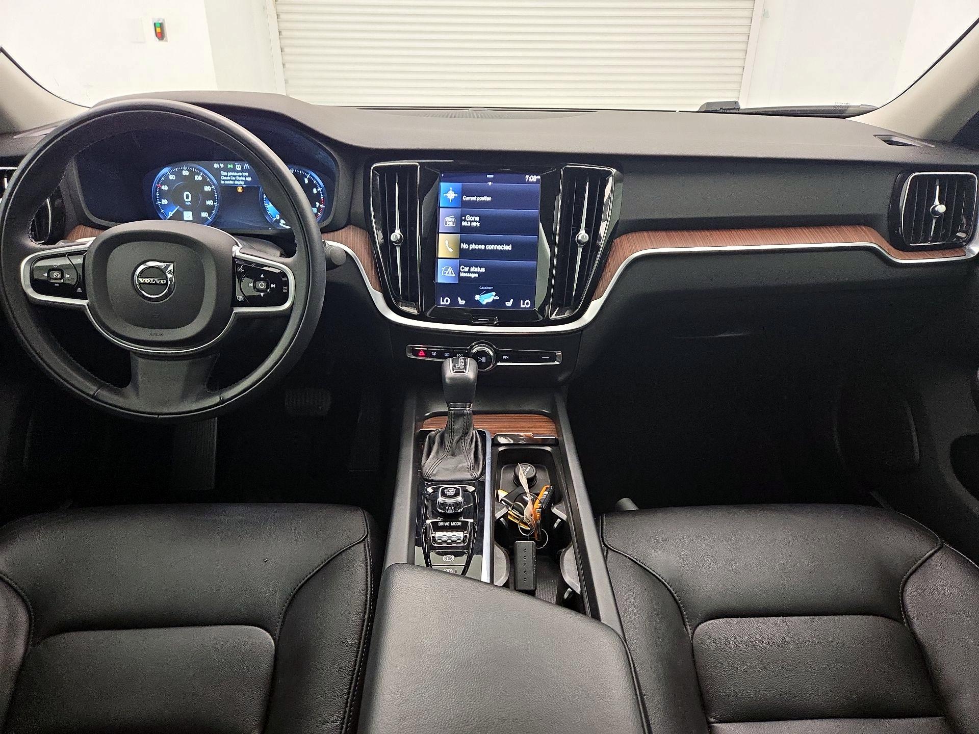 Thumbnail: 2021 Volvo S60 - 9