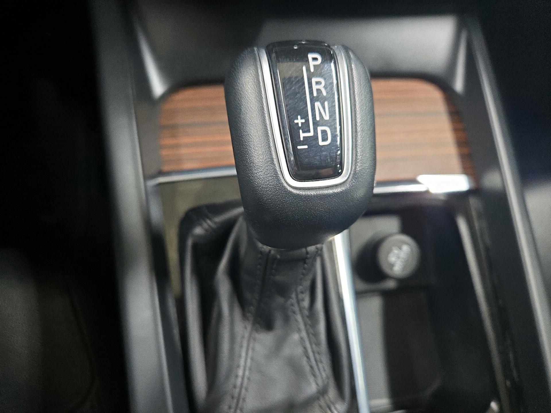 Thumbnail: 2021 Volvo S60 - 17