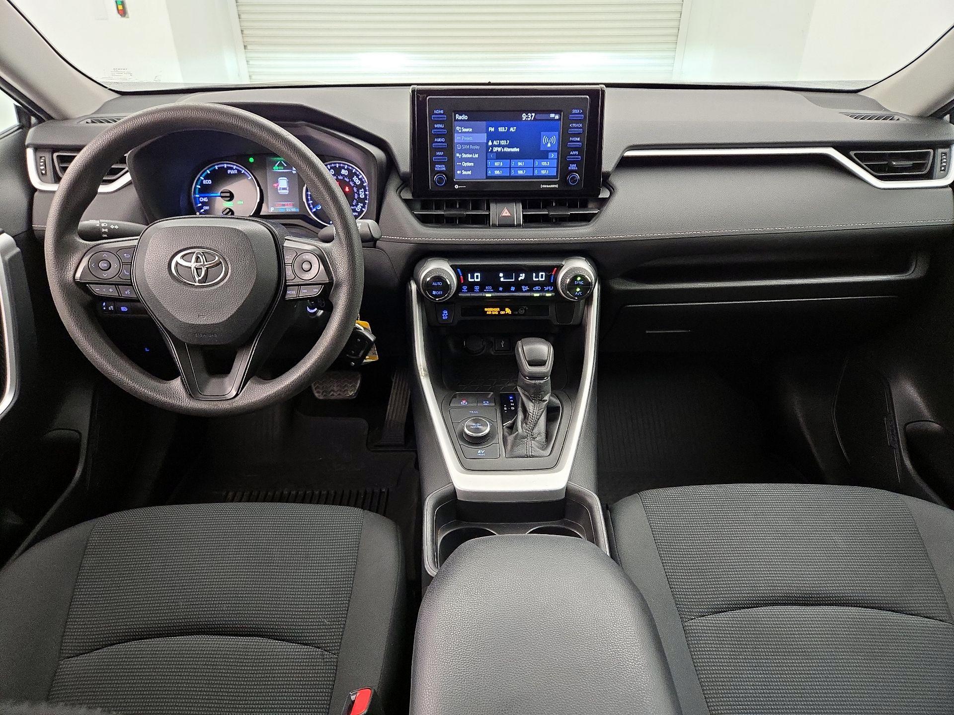 Thumbnail: 2021 Toyota RAV4 - 9