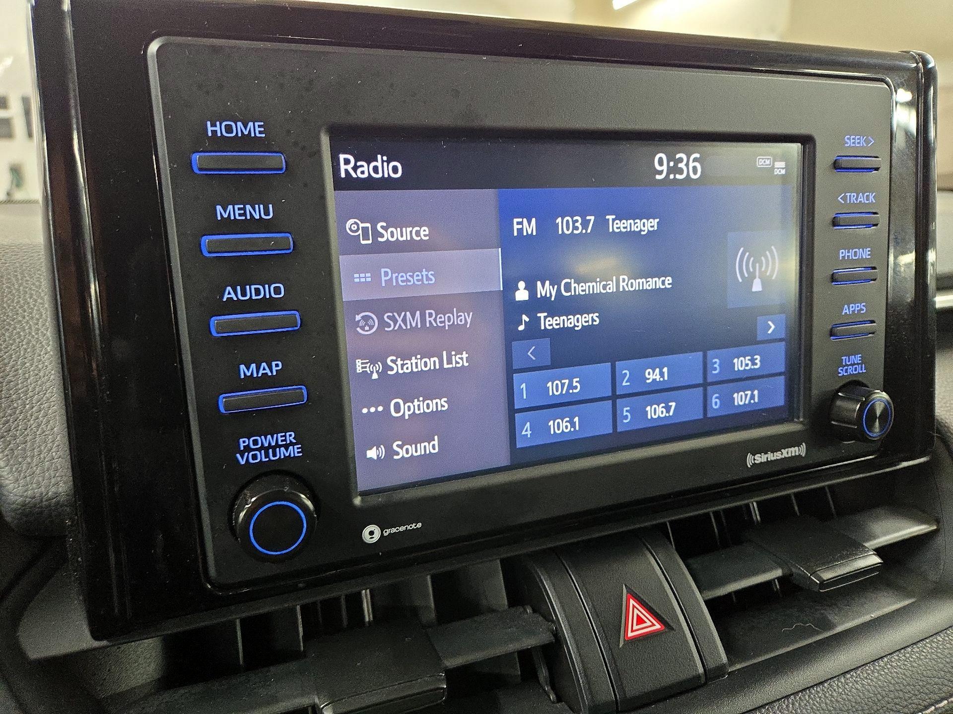 Thumbnail: 2021 Toyota RAV4 - 14