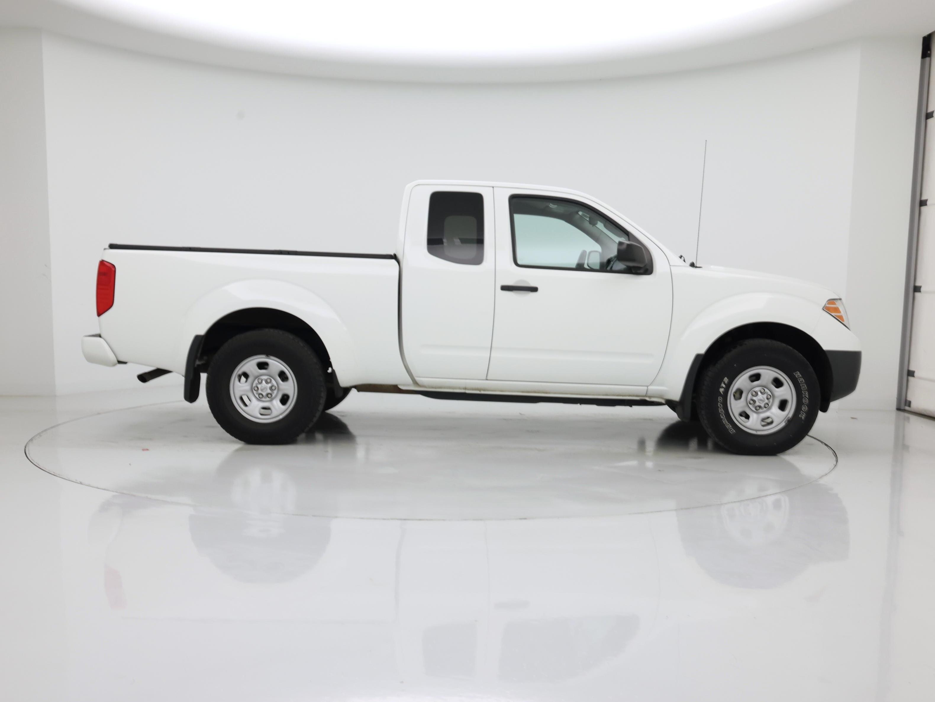 Thumbnail: 2021 Nissan Frontier - 7