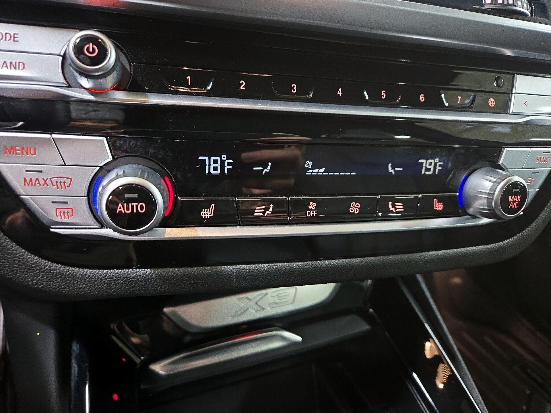 Thumbnail: 2021 BMW X3 - 17