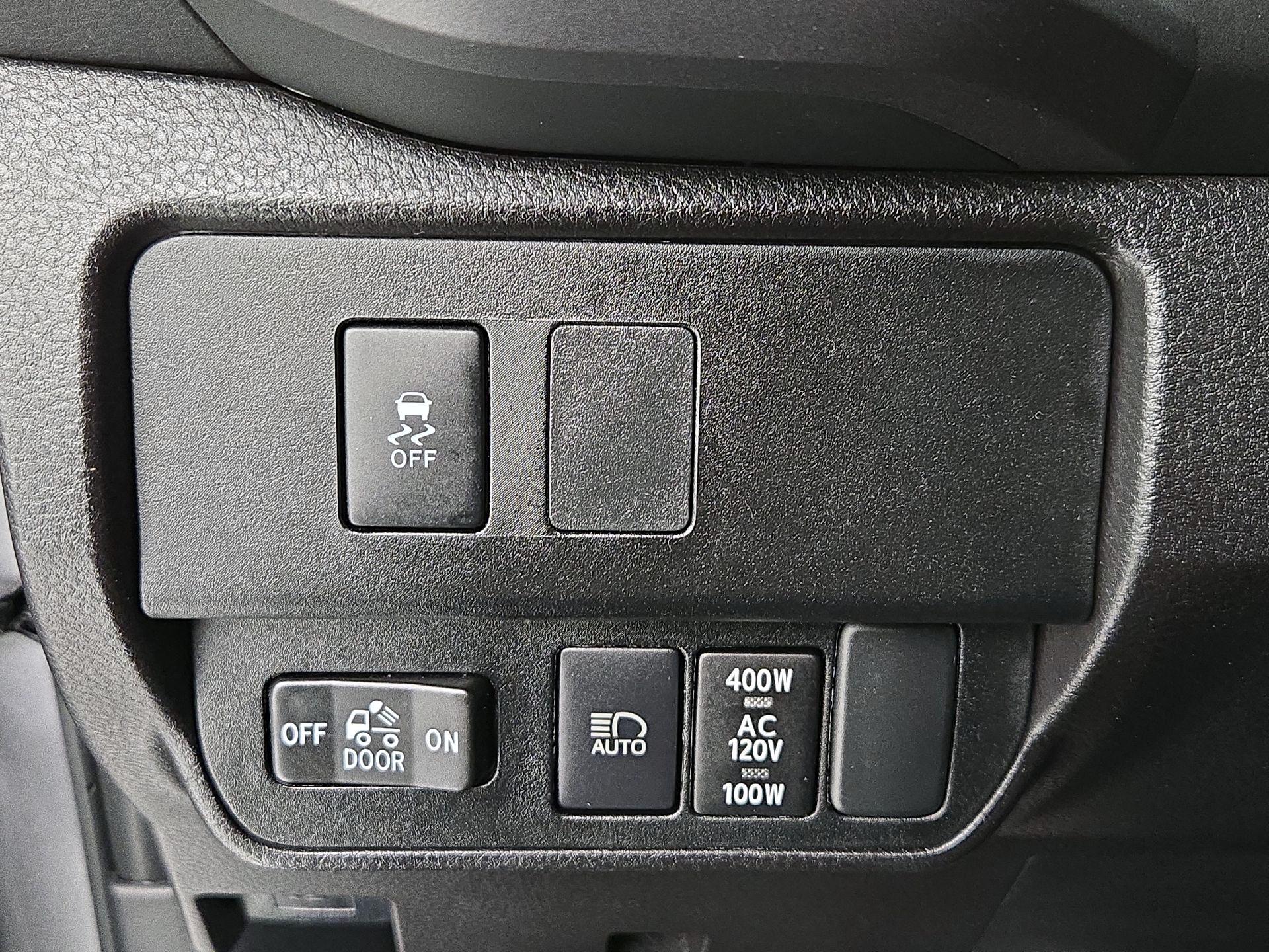 Thumbnail: 2023 Toyota Tacoma - 13