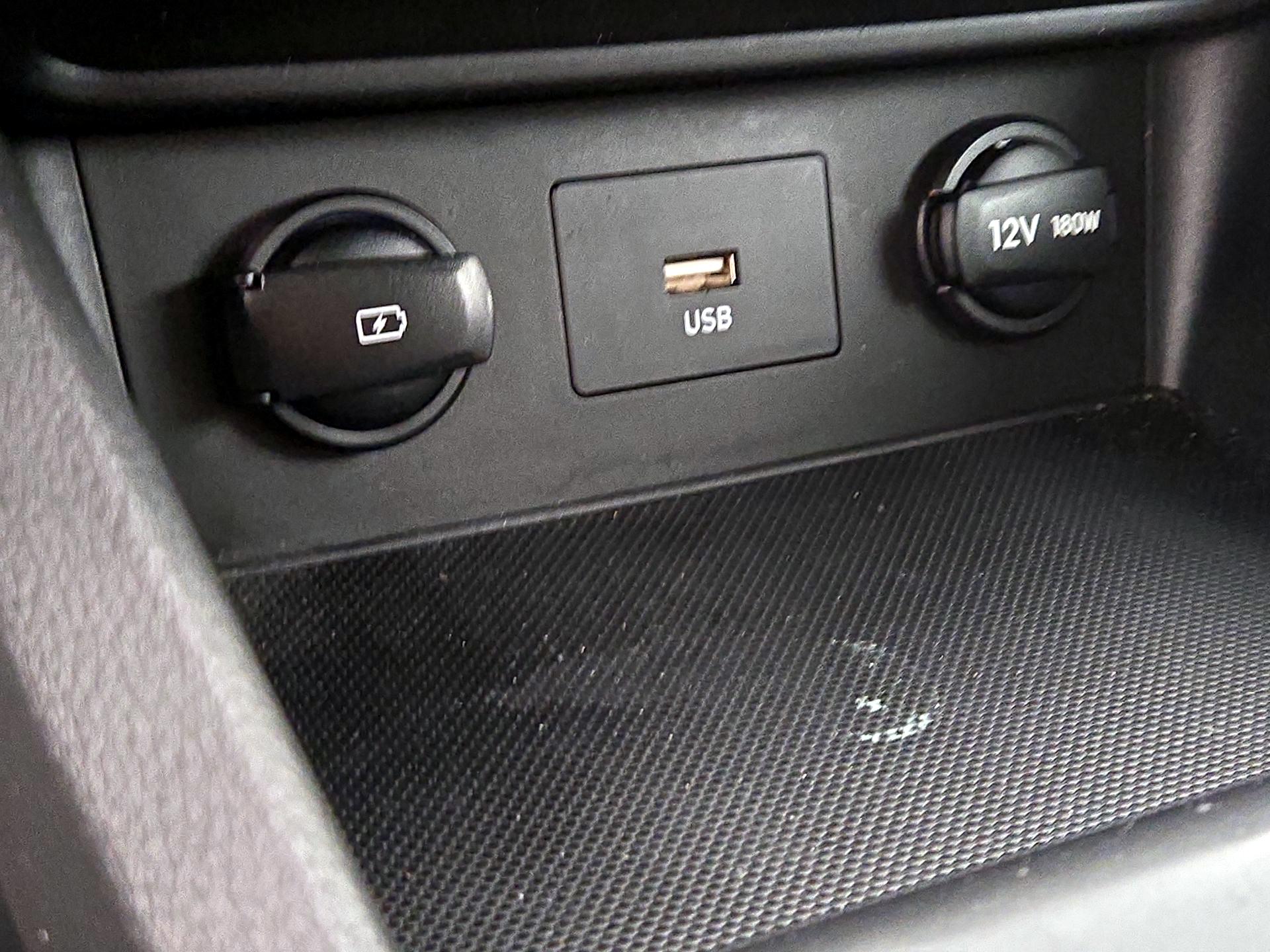 Thumbnail: 2022 Hyundai Kona - 18