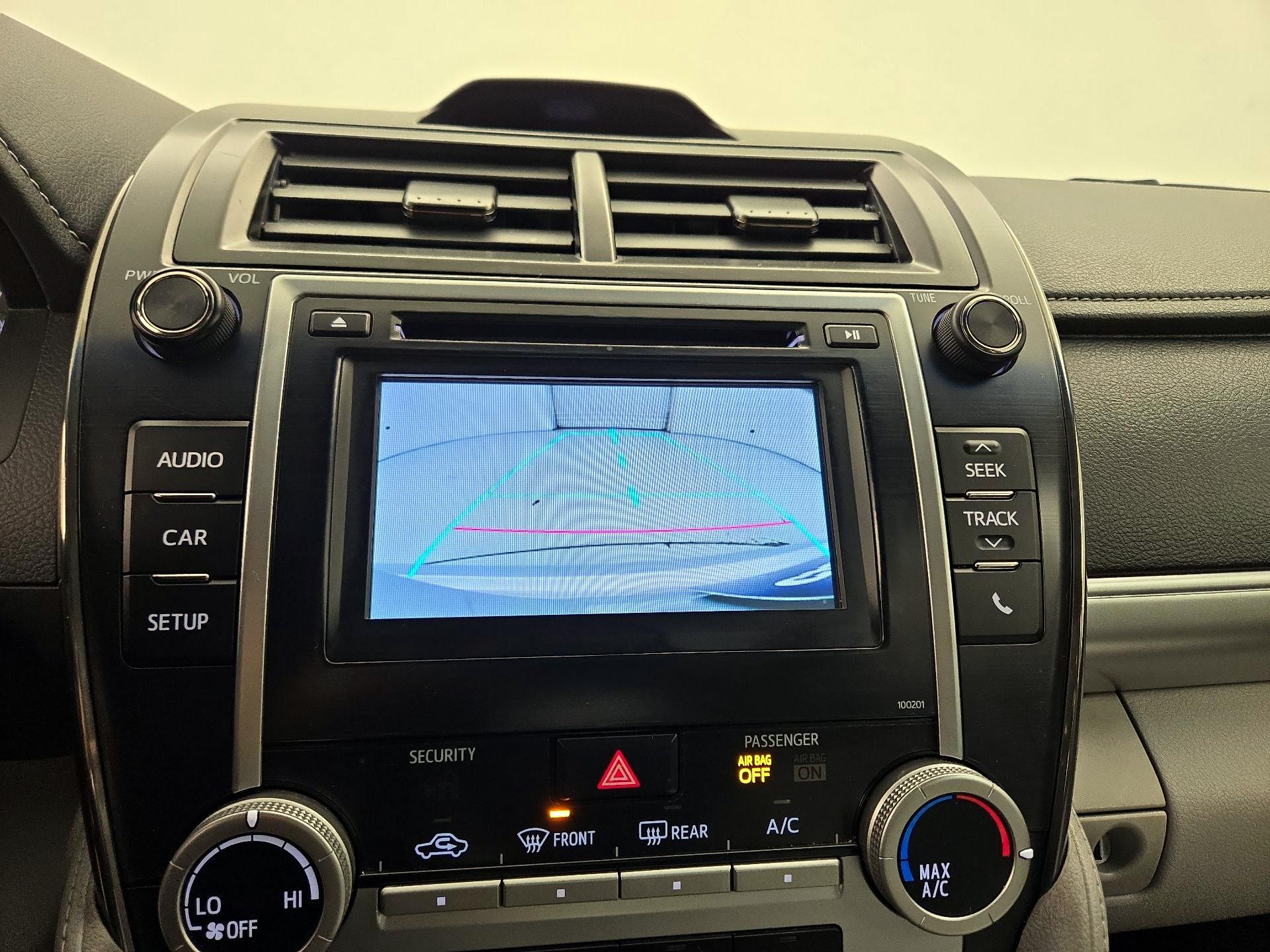 Thumbnail: 2014 Toyota Camry - 13