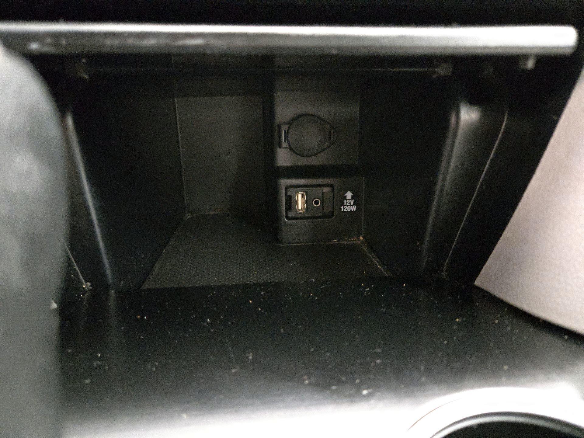 Thumbnail: 2014 Toyota Camry - 17