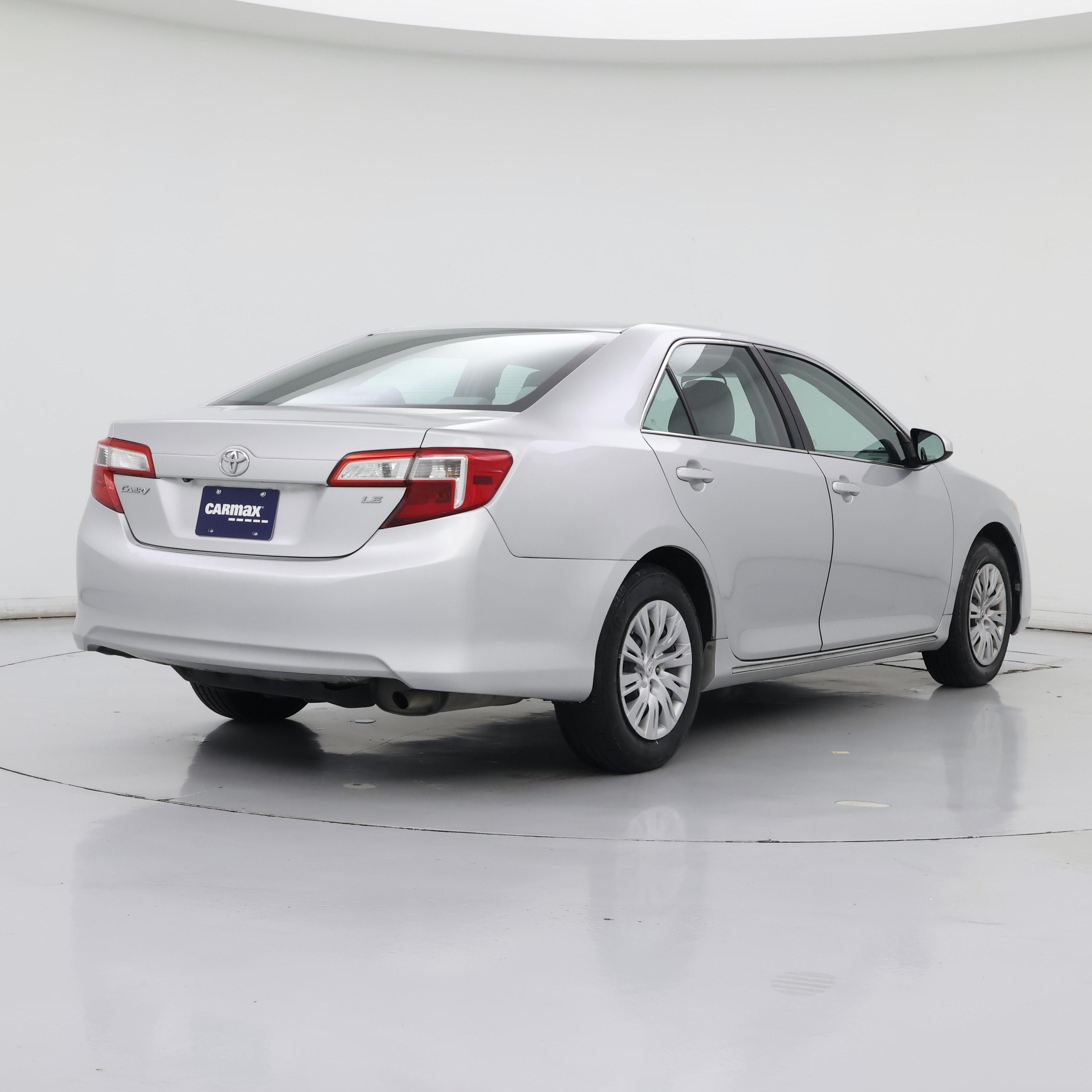 Thumbnail: 2014 Toyota Camry - 8