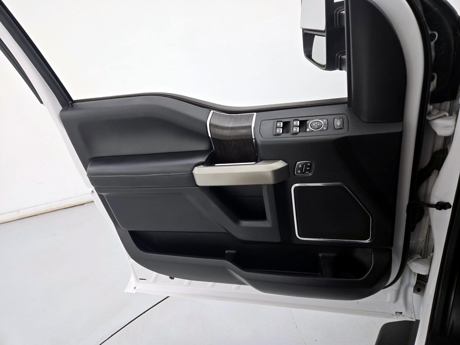 Thumbnail: 2020 Ford F-250 - 12