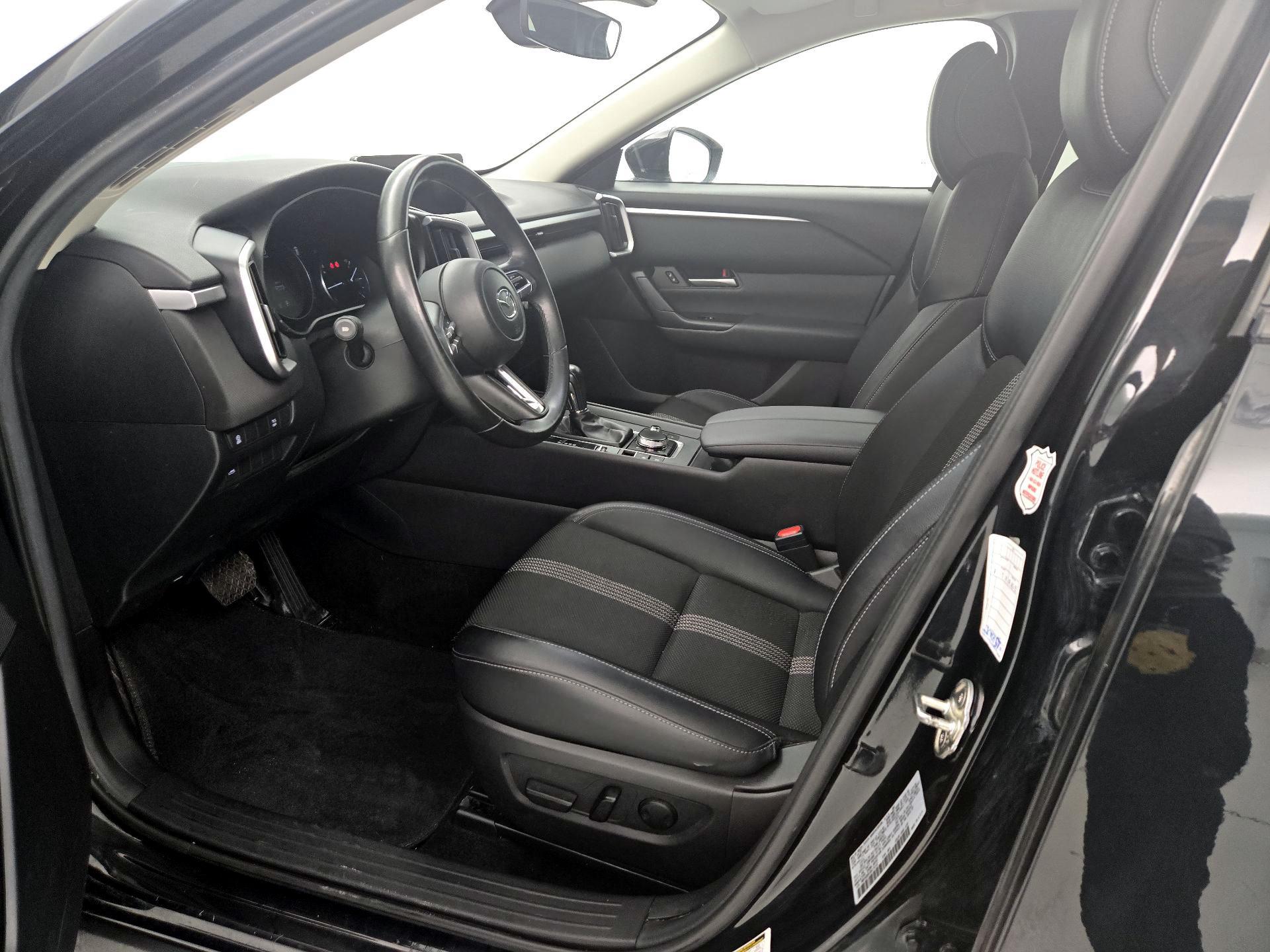 Thumbnail: 2022 Toyota Highlander - 11