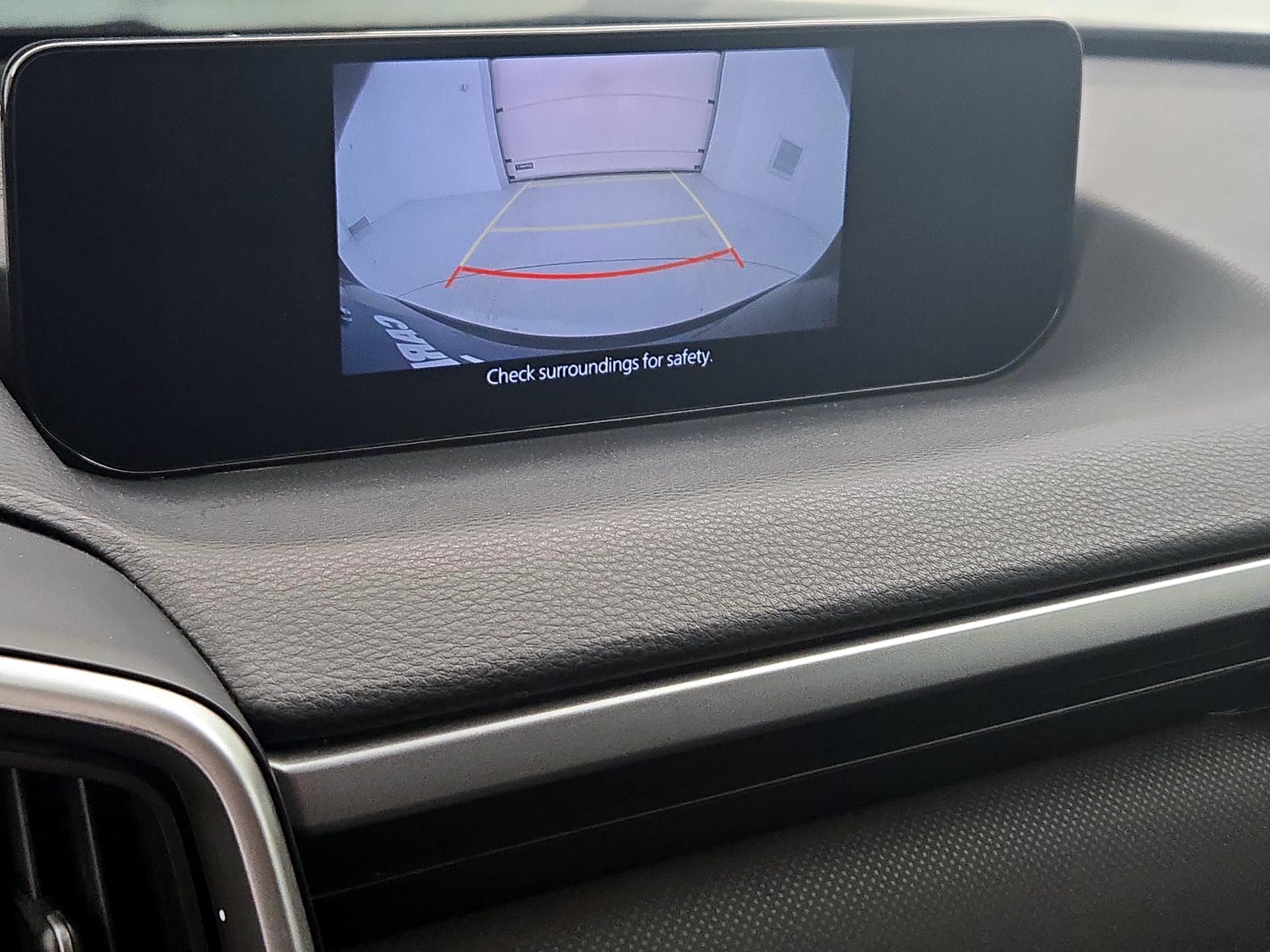 Thumbnail: 2022 Toyota Highlander - 14