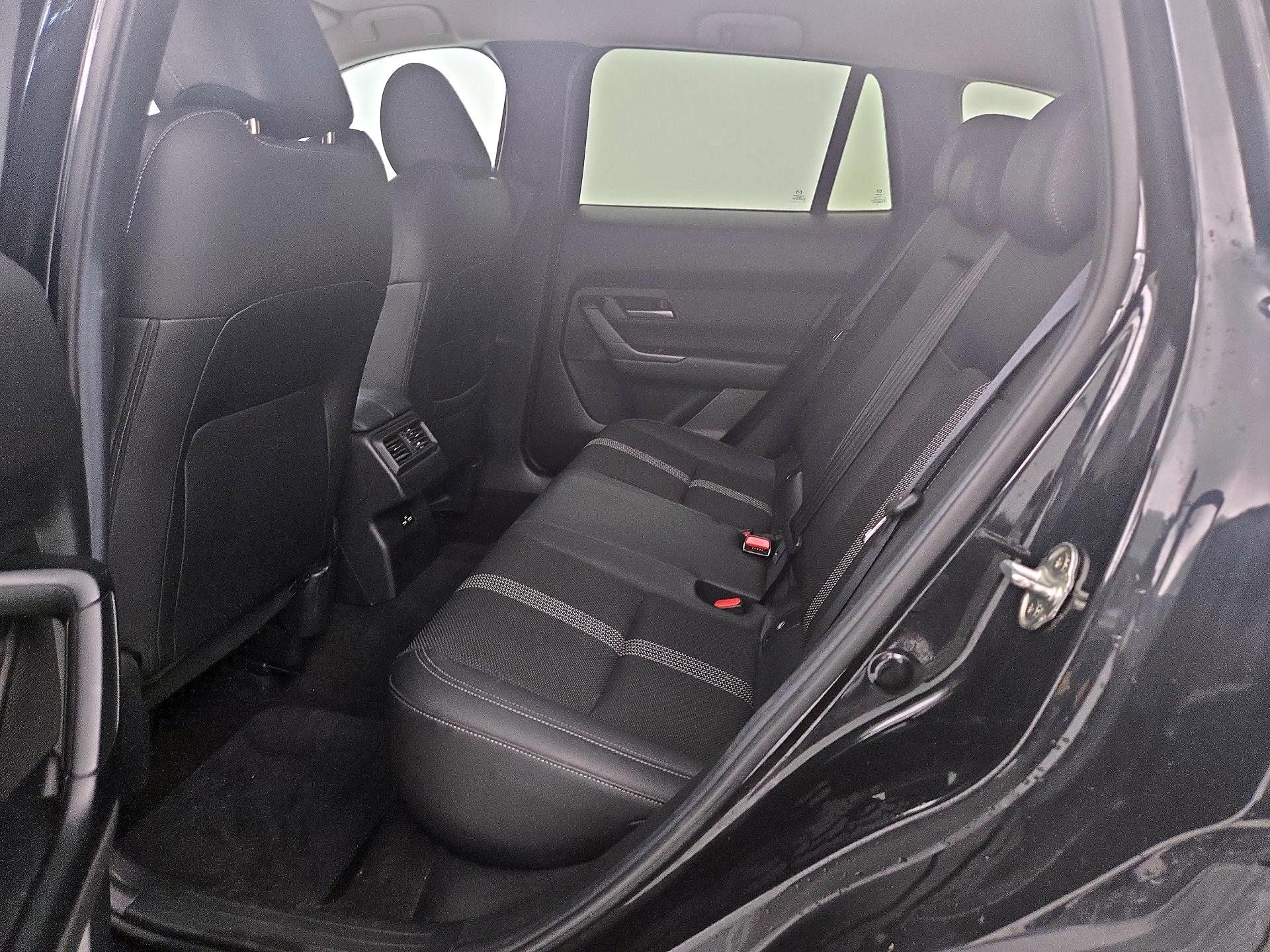 Thumbnail: 2022 Toyota Highlander - 20