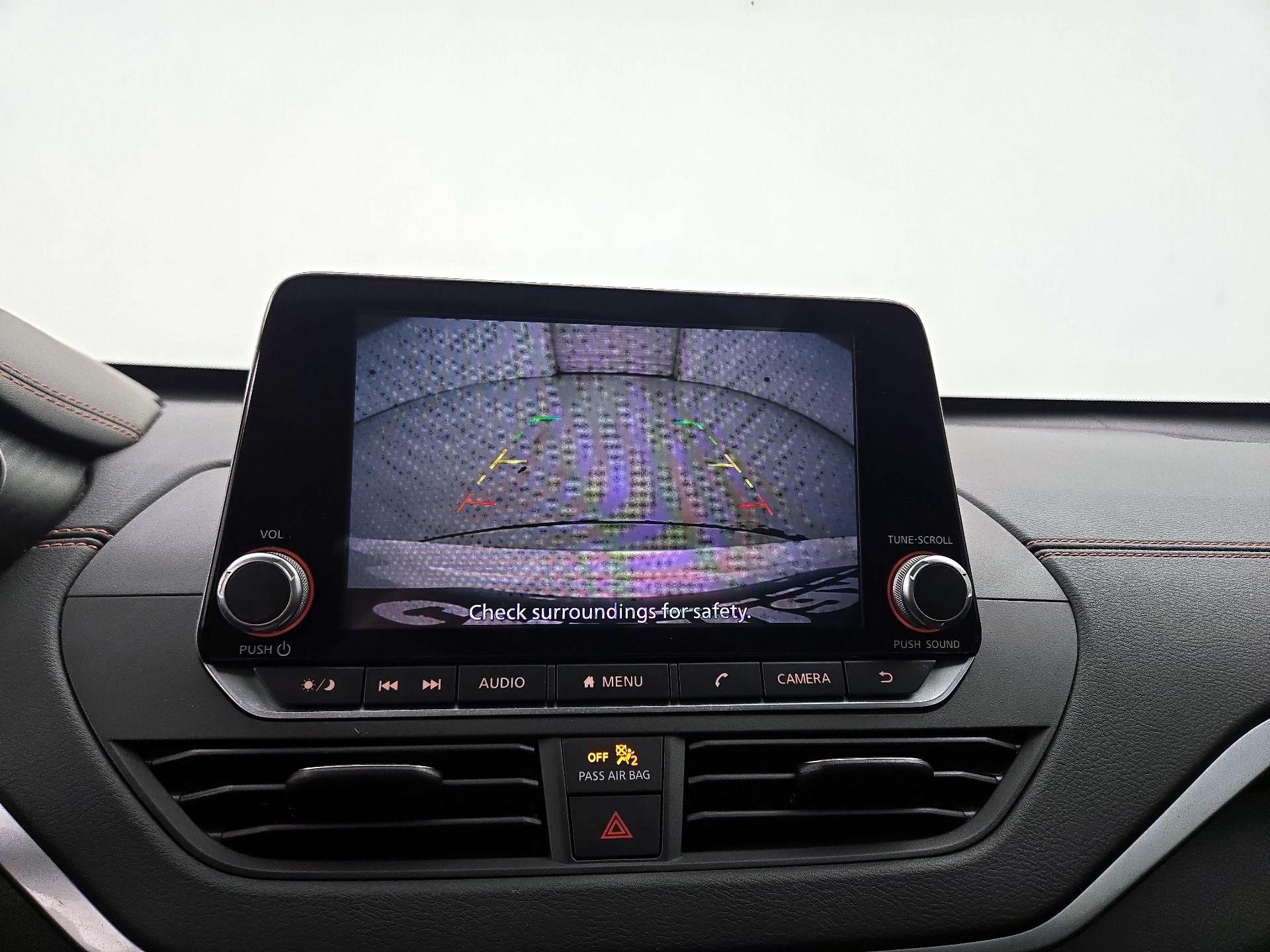 Thumbnail: 2020 Nissan Altima - 14