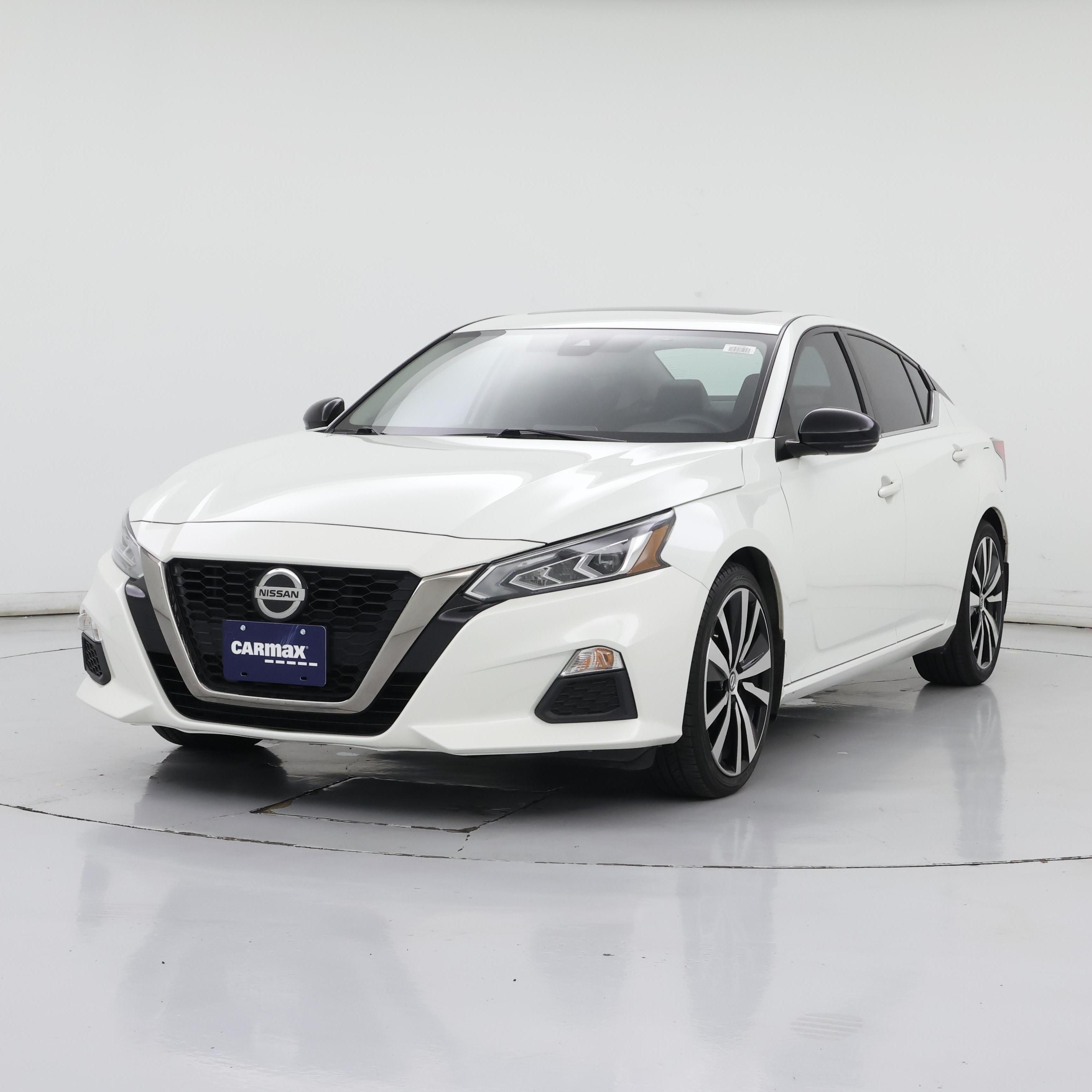 Thumbnail: 2020 Nissan Altima - 4