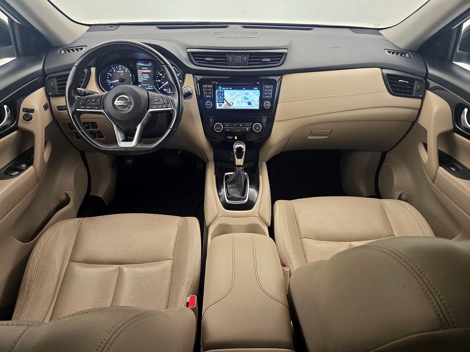 Thumbnail: 2017 Nissan Rogue - 9