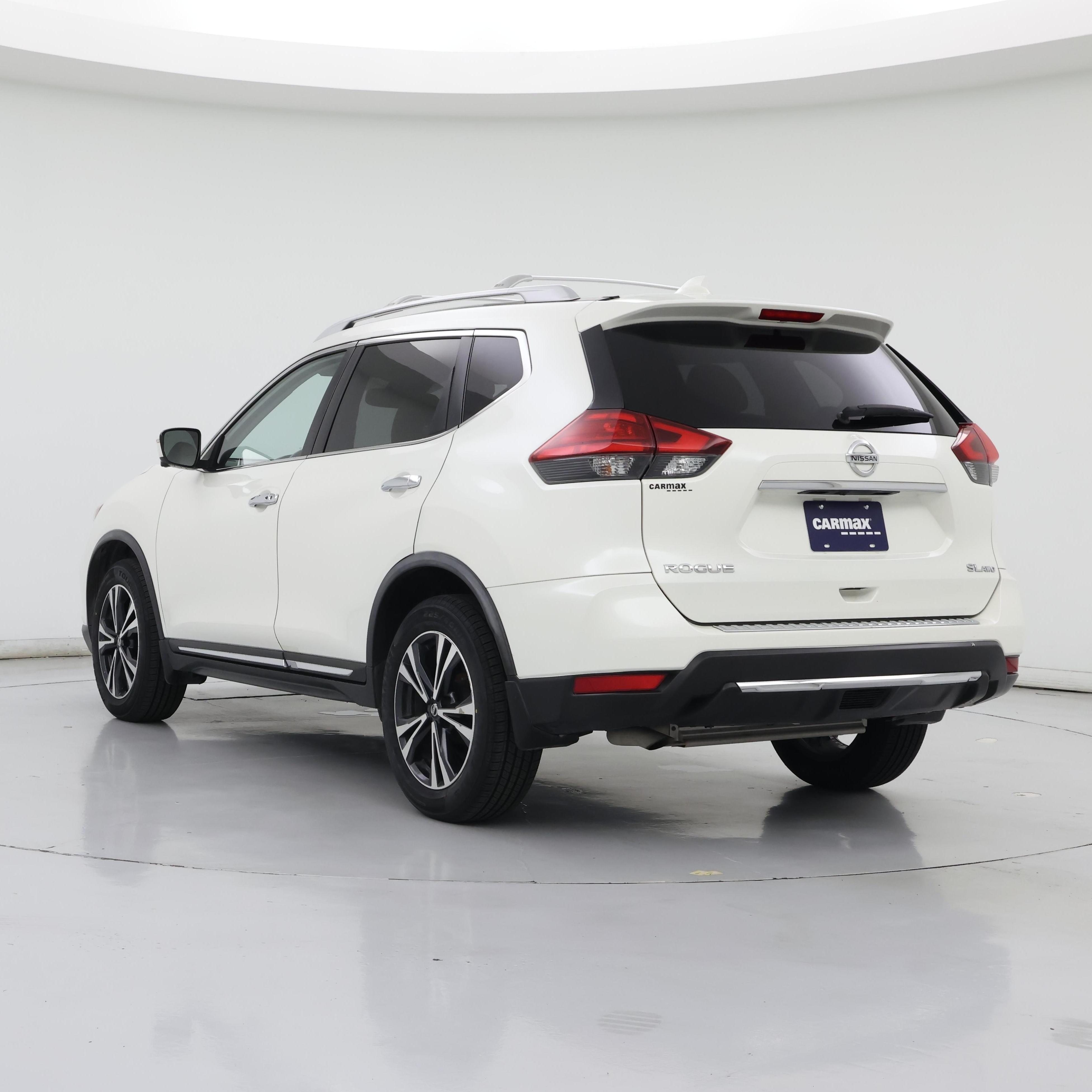 Thumbnail: 2017 Nissan Rogue - 2