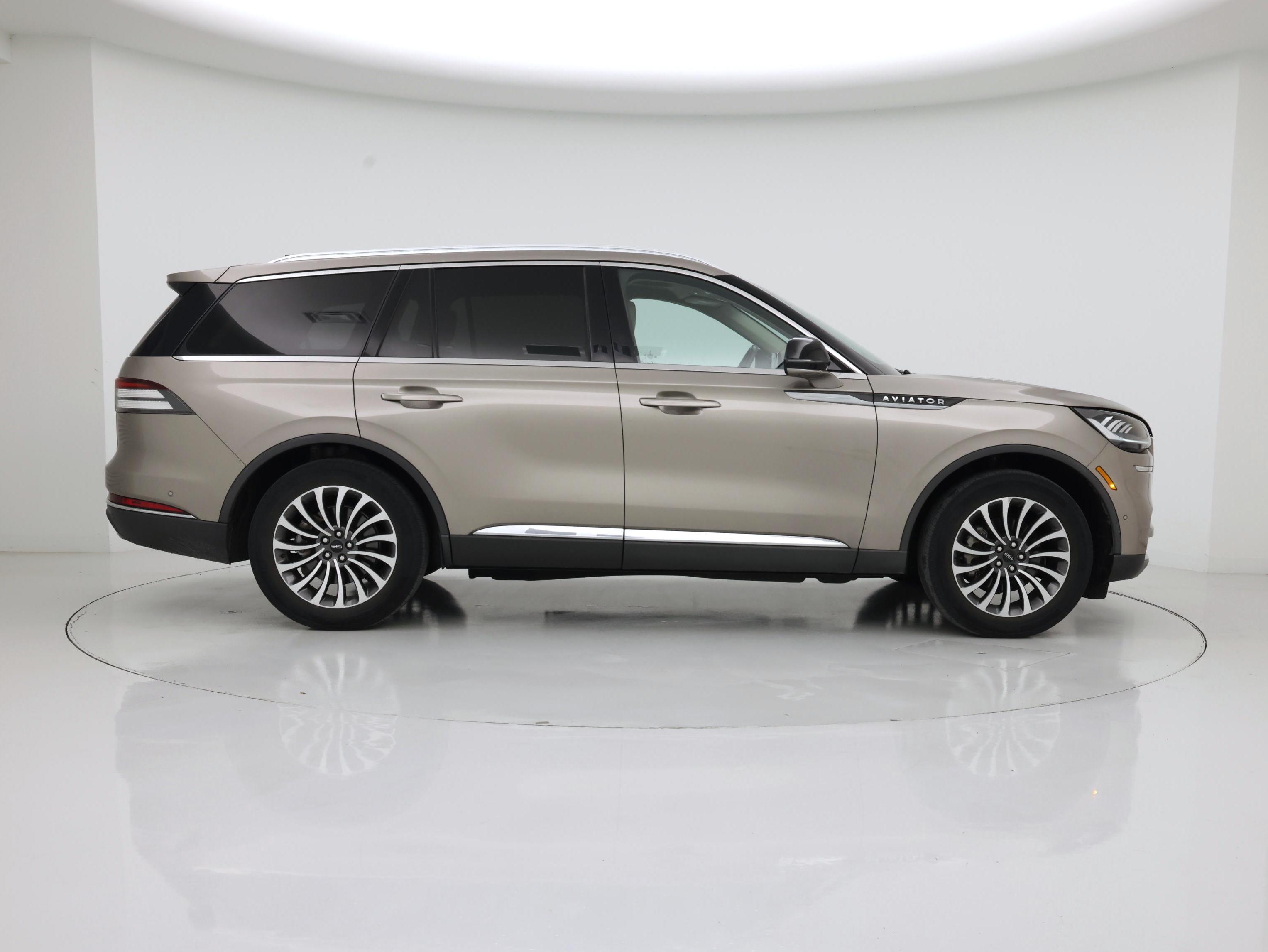 Thumbnail: 2021 Lincoln Aviator - 7
