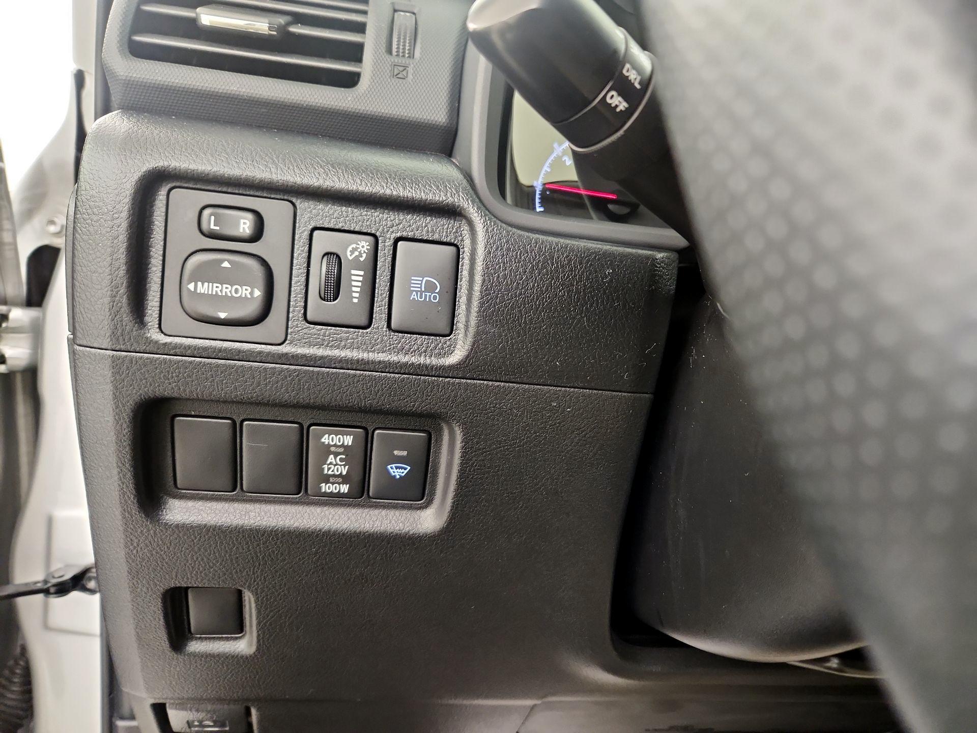 Thumbnail: 2022 Toyota 4Runner - 13