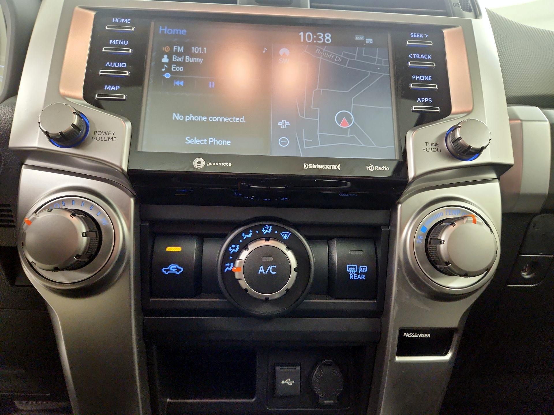 Thumbnail: 2022 Toyota 4Runner - 16