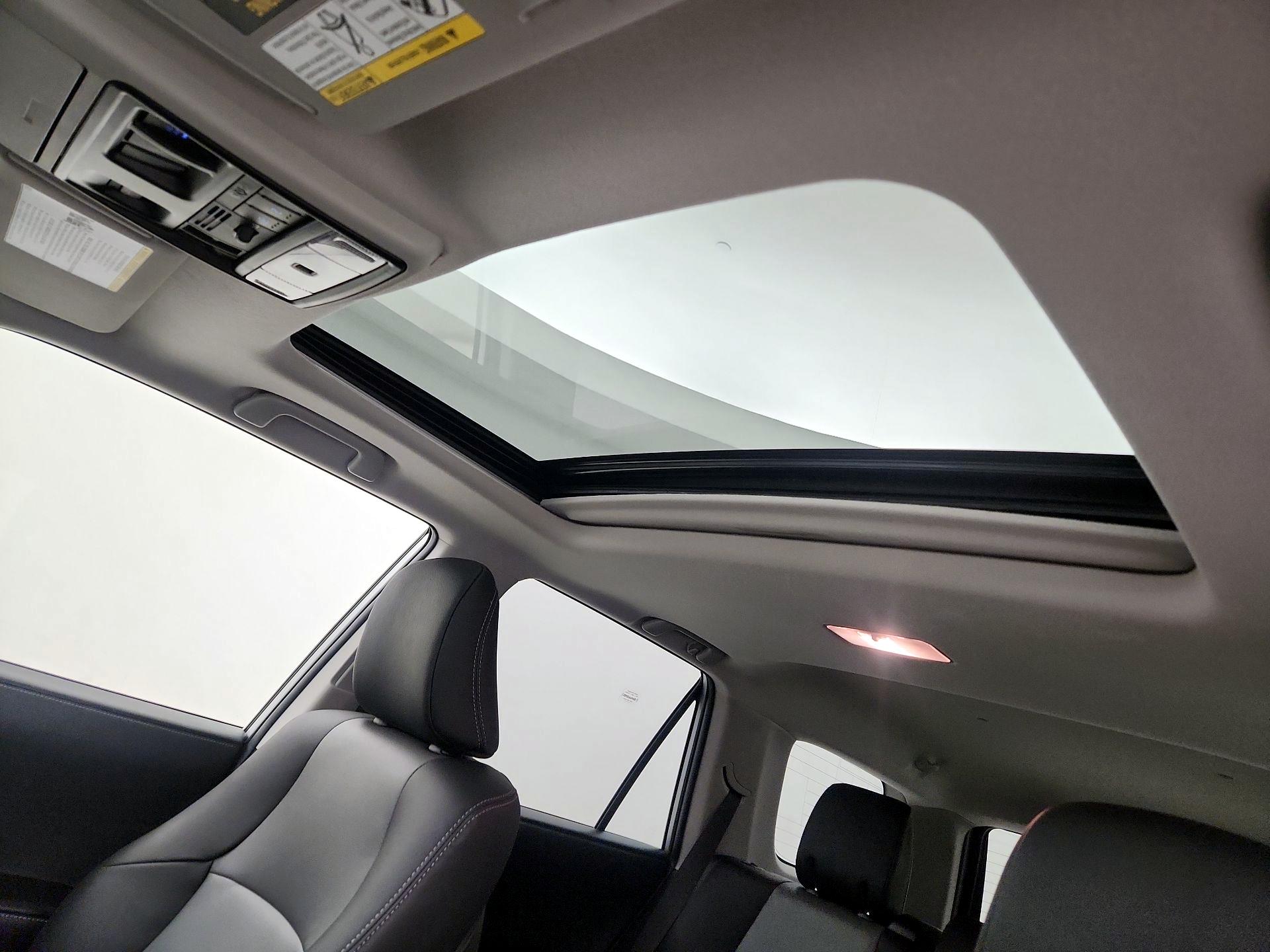 Thumbnail: 2022 Toyota 4Runner - 19