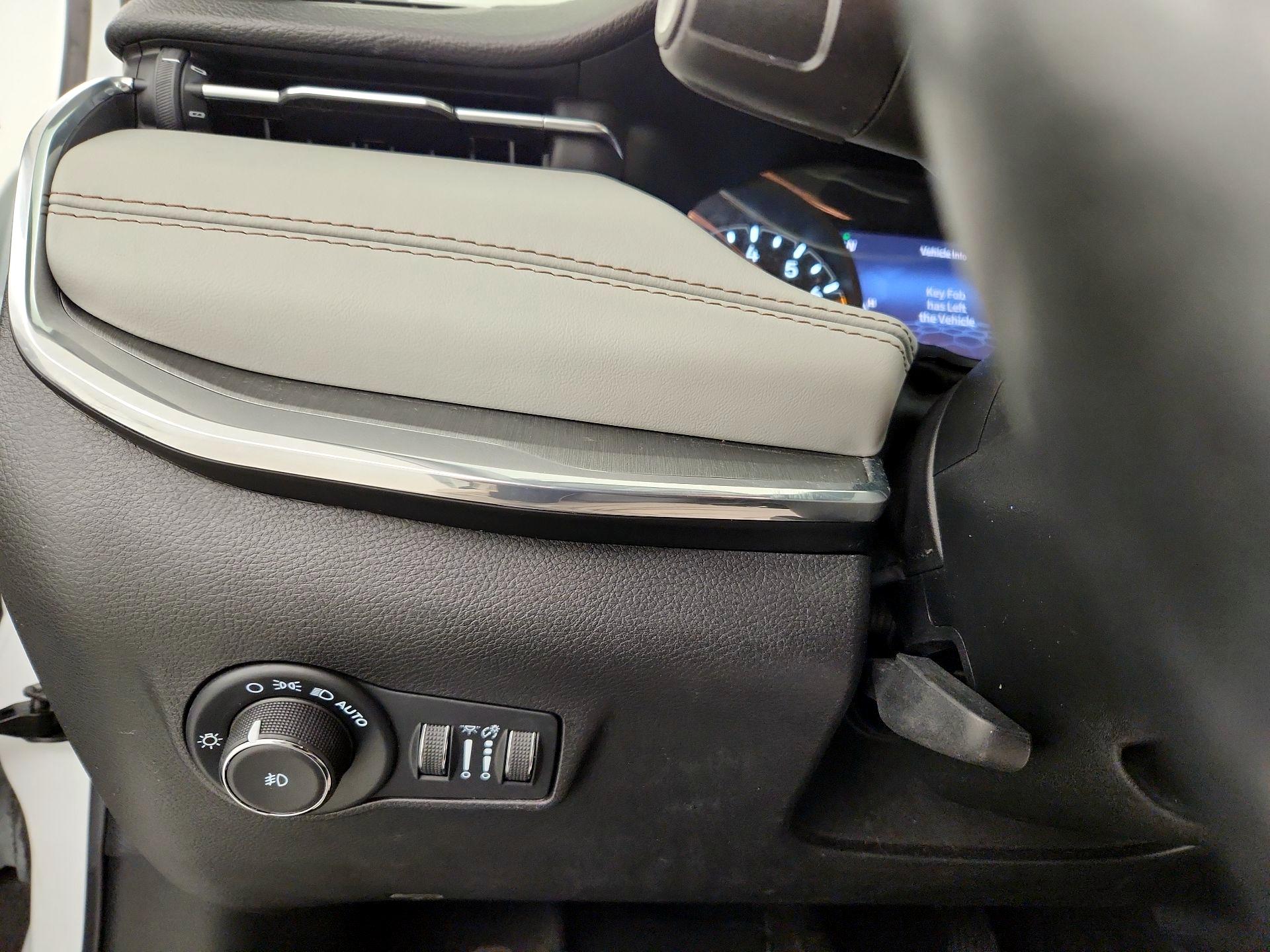 Thumbnail: 2022 Jeep Compass - 13