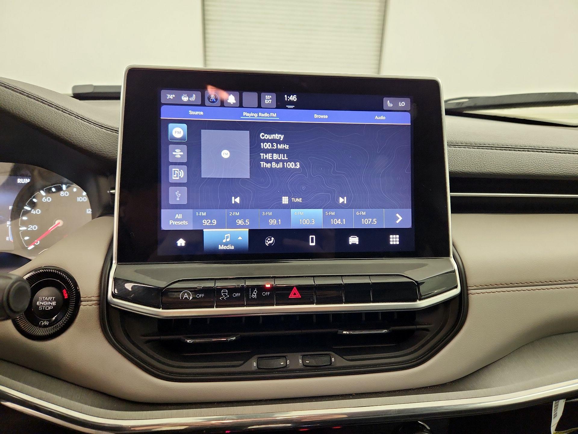 Thumbnail: 2022 Jeep Compass - 15