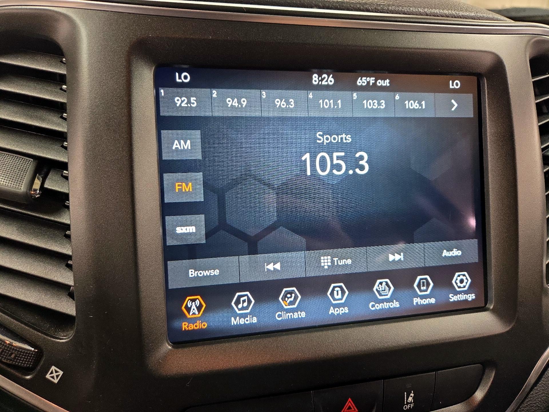 Thumbnail: 2022 Jeep Cherokee - 15