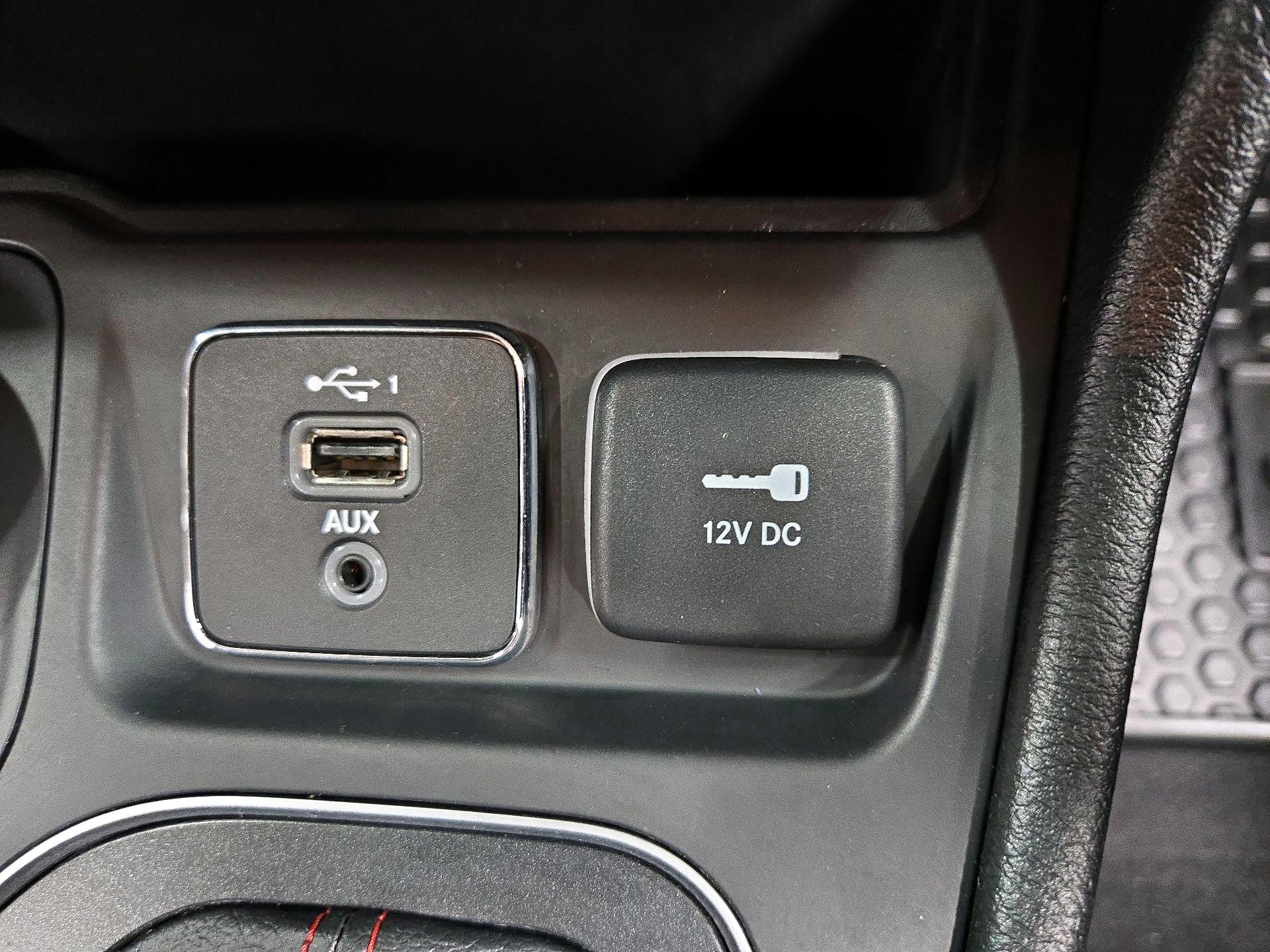 Thumbnail: 2022 Jeep Cherokee - 18