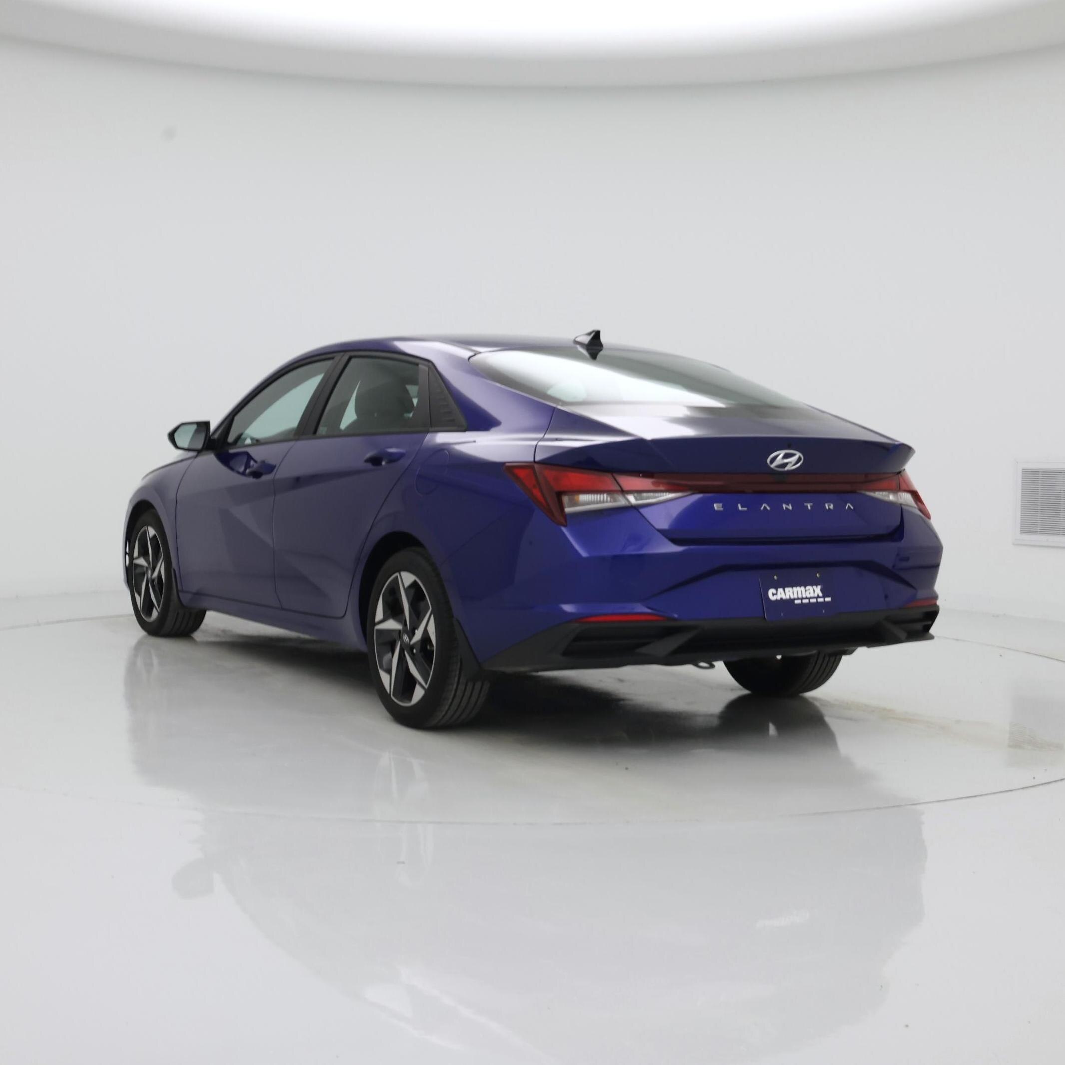 Thumbnail: 2023 Hyundai Elantra - 2