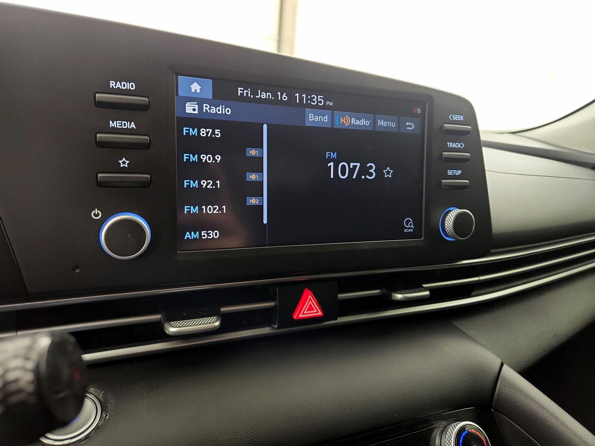 Thumbnail: 2022 Hyundai Elantra - 15