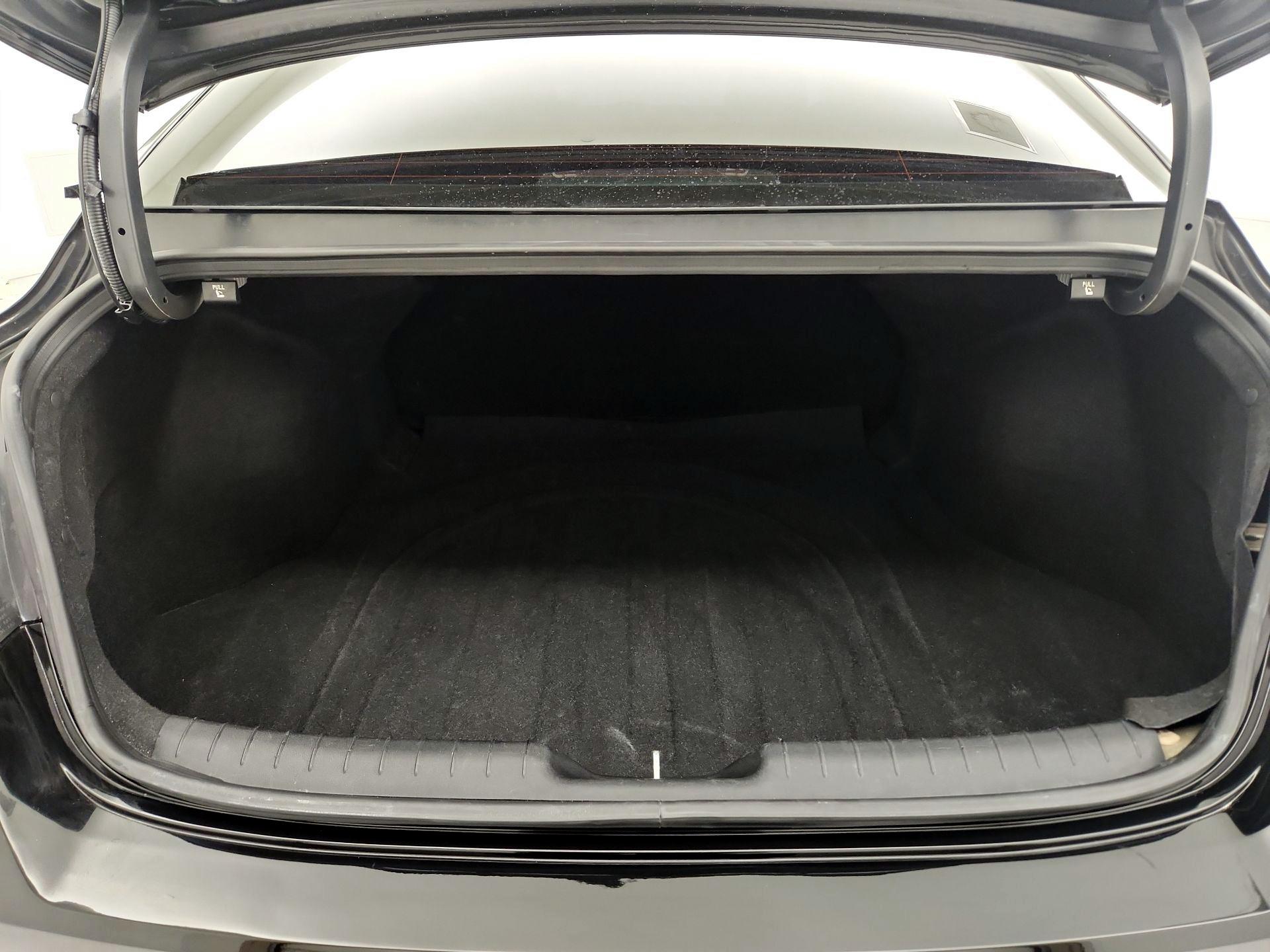 Thumbnail: 2022 Hyundai Elantra - 20