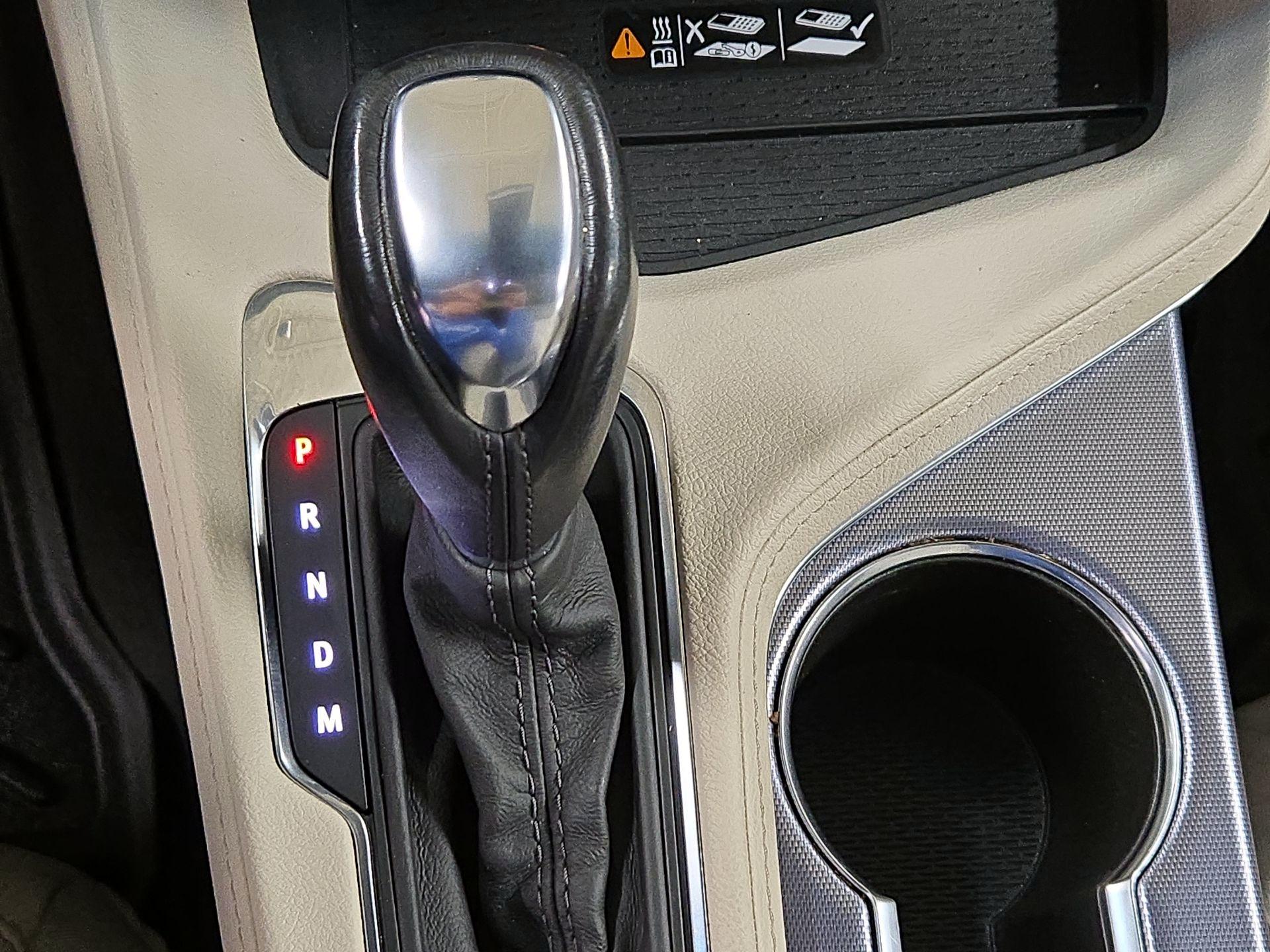 Thumbnail: 2023 Cadillac CT4 - 17